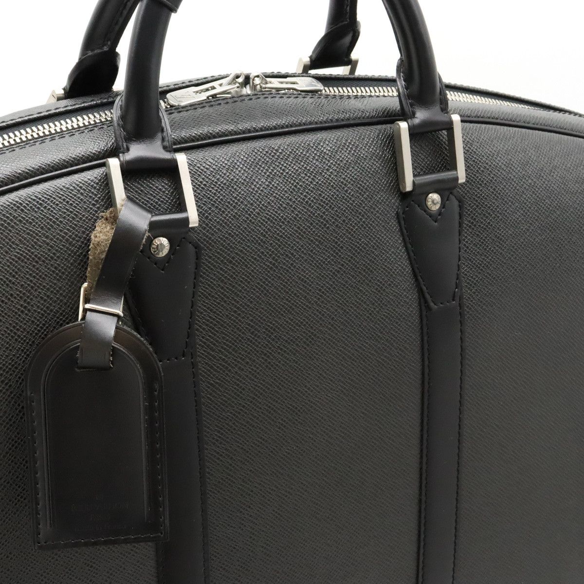Louis Vuitton Louis Vuitton Louis Vuitton Taiga Leather Elanga An Poche Boston Bag M30102 Leather Travel Bag M30102 in Great Condition Size ONE SIZE - 5 Thumbnail