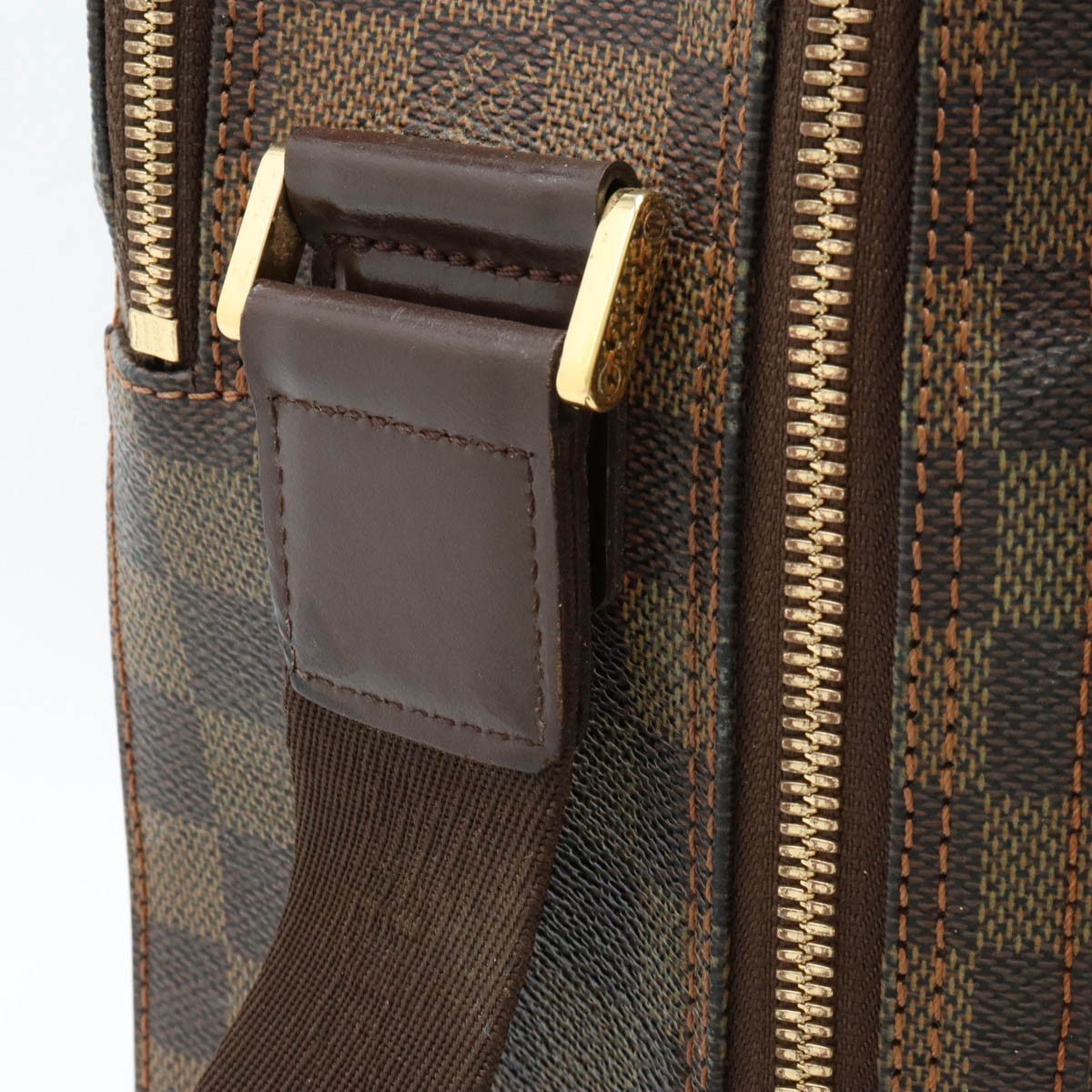 Louis Vuitton Louis Vuitton Louis Vuitton Damier Dorsoduro Shoulder Bag N45251 Canvas Crossbody Bag N45251 in Good Condition Size ONE SIZE - 9 Thumbnail
