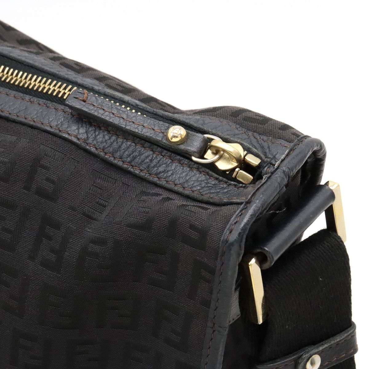 Fendi Fendi Fendi Zucchino Canvas/Leather Shoulder Bag 8BT090 Canvas Crossbody Bag 8BT090 in Very Good Condition Size ONE SIZE - 4 Thumbnail