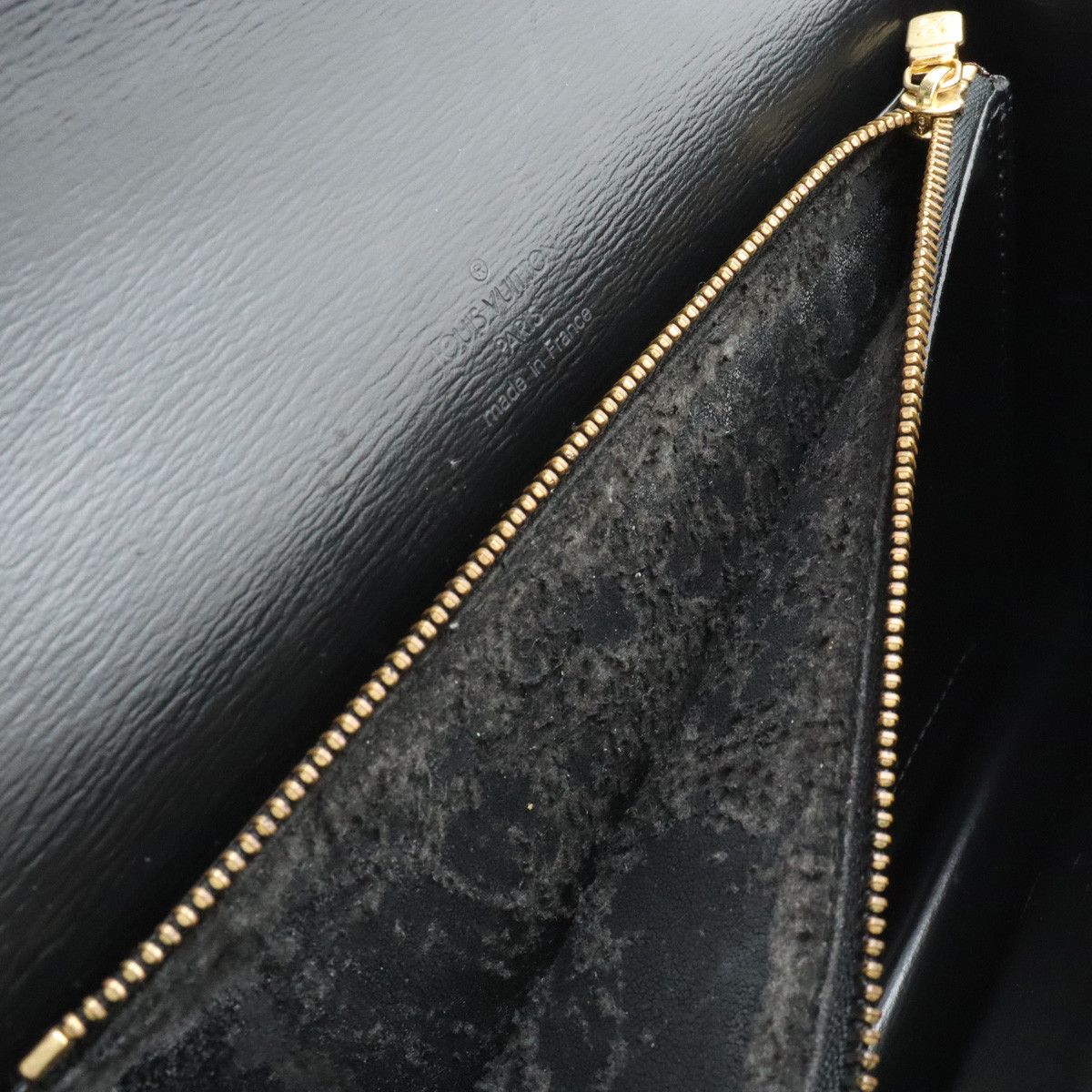 Louis Vuitton Louis Vuitton Louis Vuitton Epi Leather Freelance Shoulder Bag Pochette M52402 Leather Crossbody Bag M52402 in Very Good Condition Size ONE SIZE - 7 Thumbnail