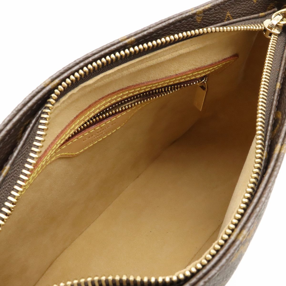 Louis Vuitton Louis Vuitton Louis Vuitton Monogram Looping MM Shoulder Bag M51146 Canvas Shoulder Bag M51146 in Great Condition Size ONE SIZE - 5 Thumbnail