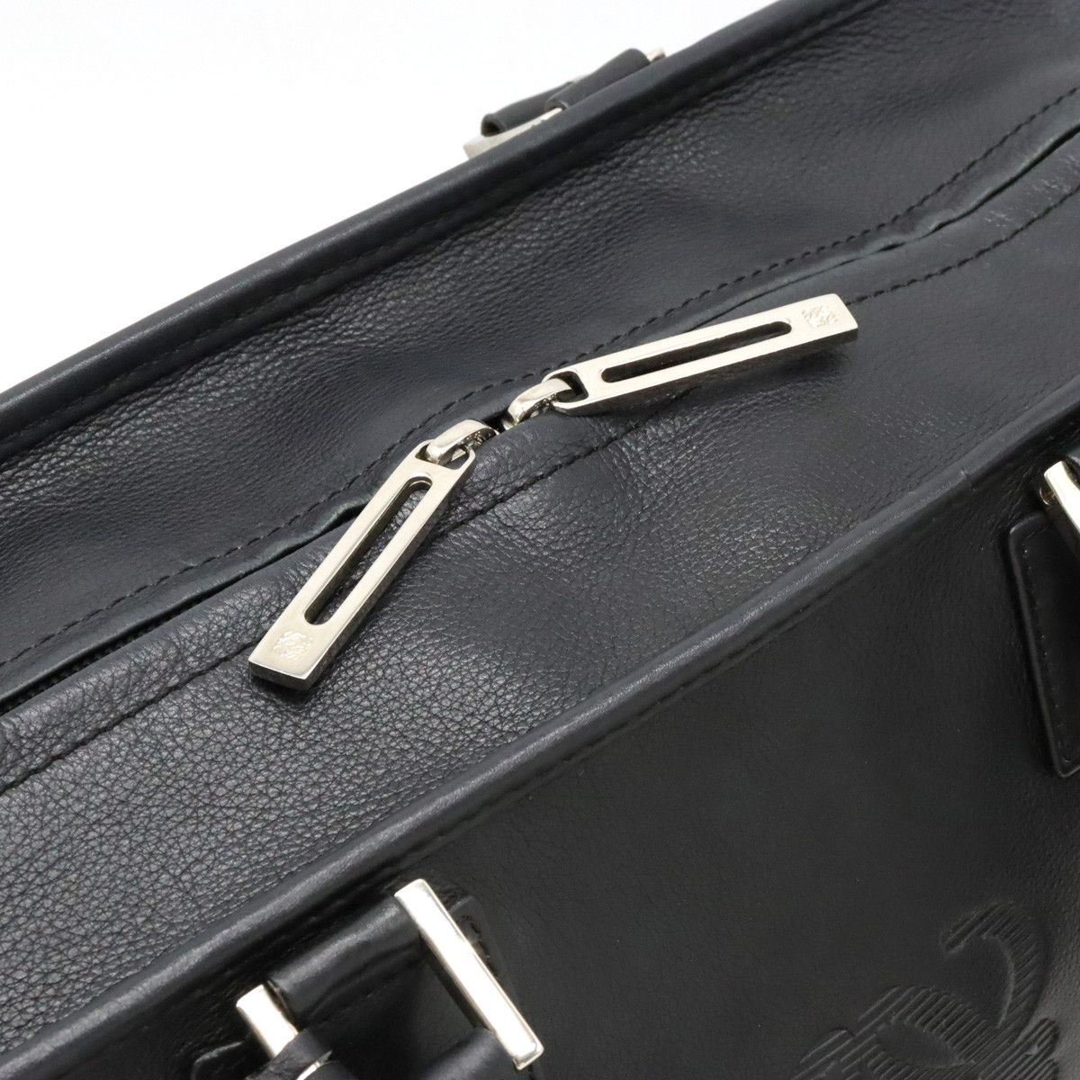Loewe Loewe Loewe Leather Amazona 36 Handbag Black Leather Handbag in Very Good Condition Size ONE SIZE - 5 Thumbnail