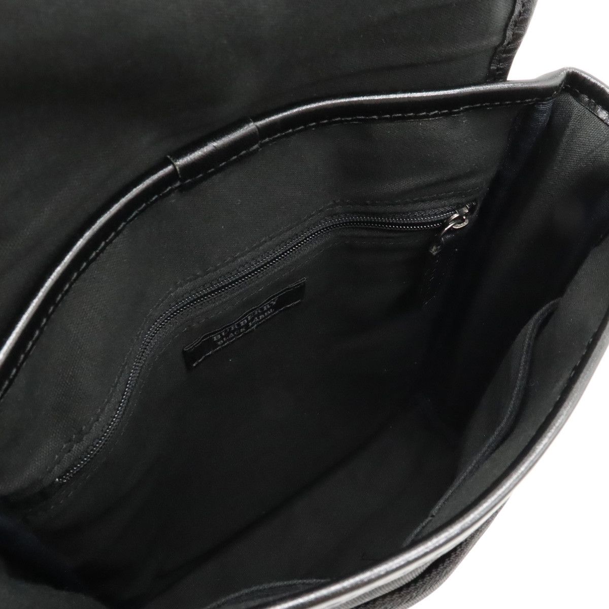 Burberry Burberry Burberry Black Label Nylon Canvas Leather Shoulder Bag Canvas Crossbody Bag in Very Good Condition Size ONE SIZE - 5 Thumbnail