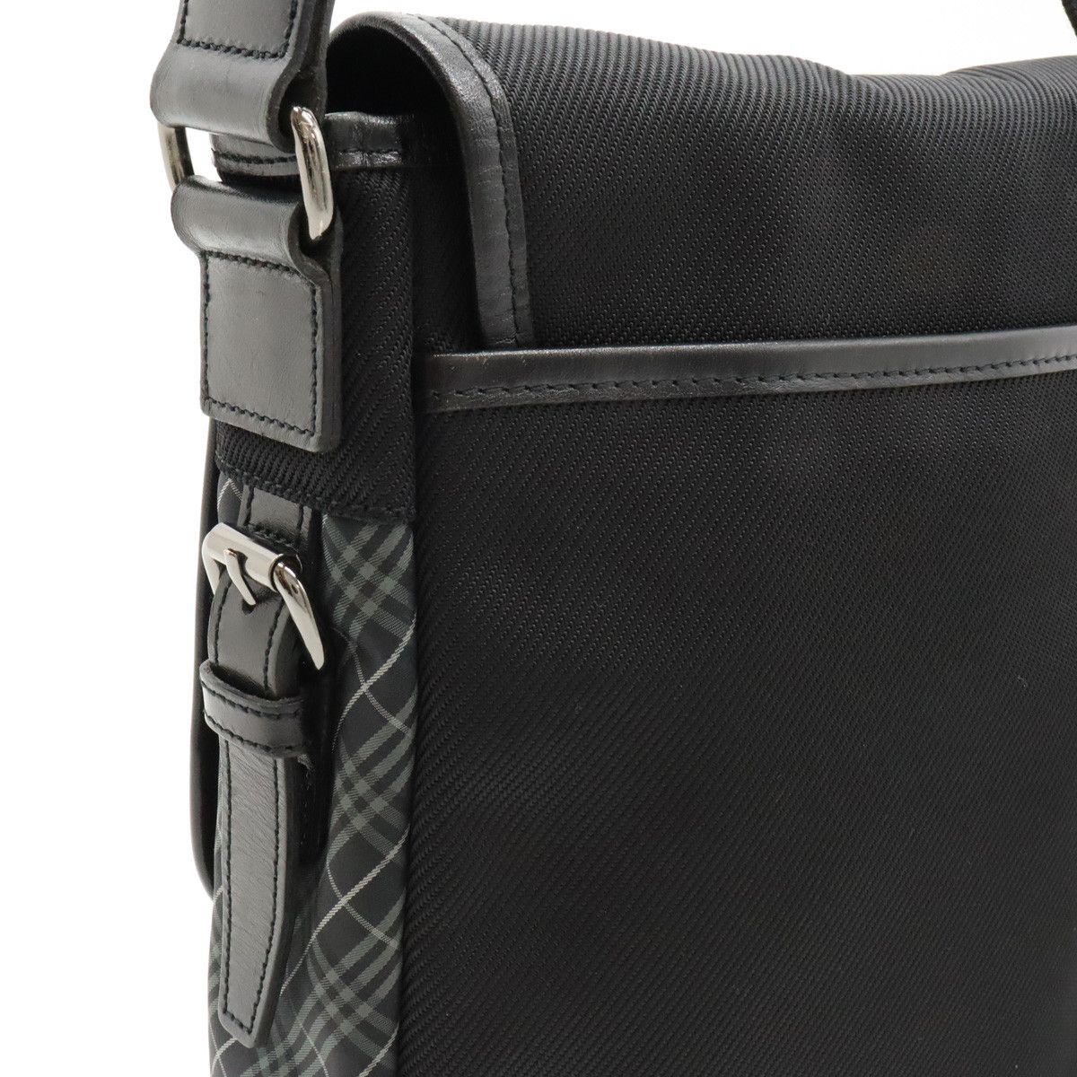 Burberry Burberry Burberry Black Label Nylon Canvas Leather Shoulder Bag Canvas Crossbody Bag in Very Good Condition Size ONE SIZE - 6 Thumbnail