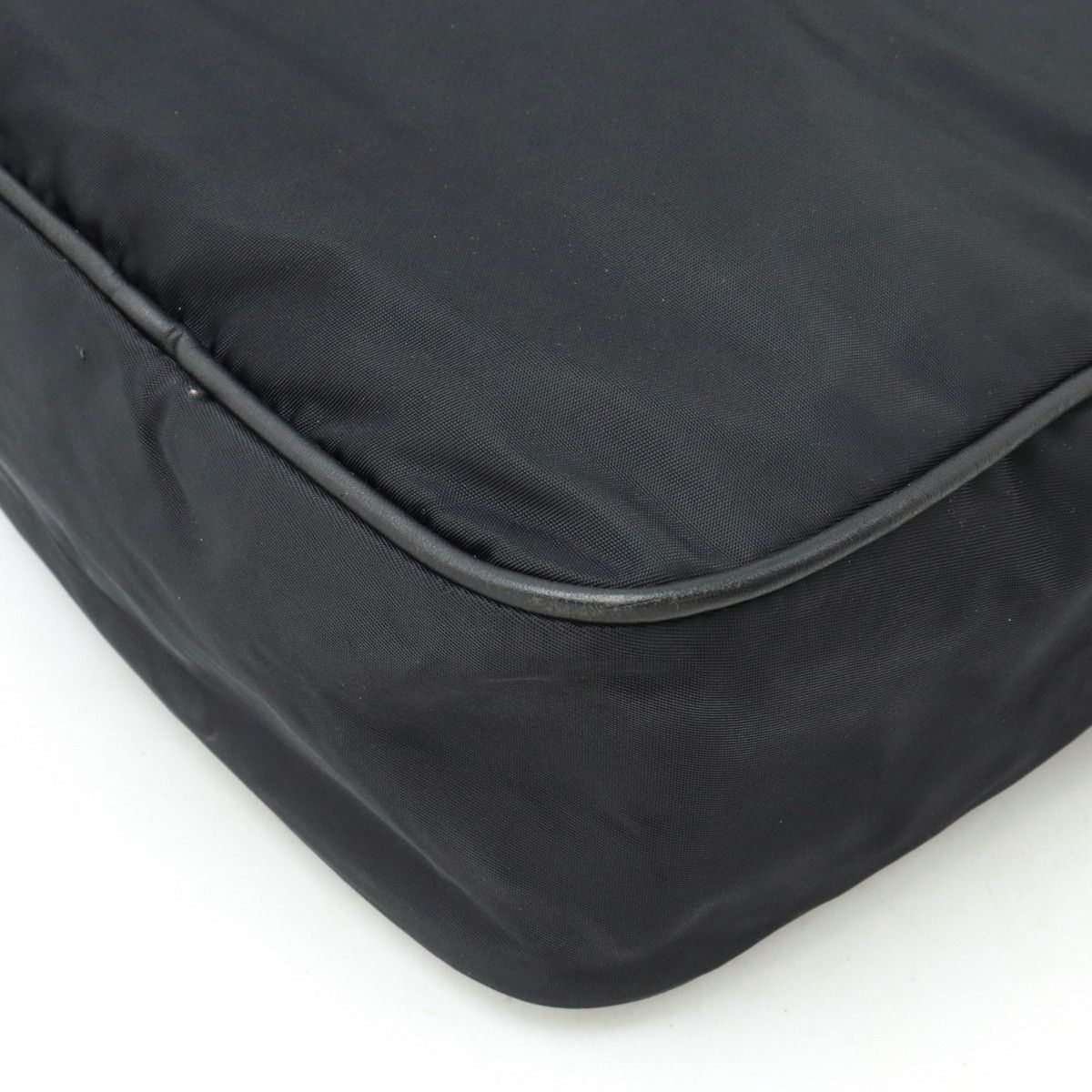 Other Other HUNTING WORLD Nylon/Leather Shoulder Bag Pochette Canvas Crossbody Bag in Great Condition Size ONE SIZE - 3 Thumbnail