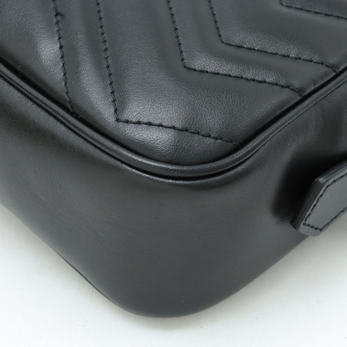 Gucci Gucci Gucci GG Marmont Mini Leather Shoulder Bag 634936 Leather Crossbody Bag 634936 in Pristine Condition Size ONE SIZE - 3 Thumbnail