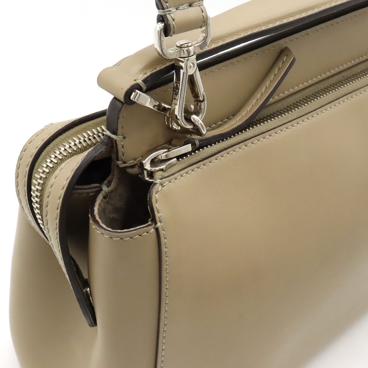 Fendi Fendi Fendi Dotcom Leather Handbag 8BN293 Leather Handbag 8BN293 in Great Condition Size ONE SIZE - 7 Thumbnail