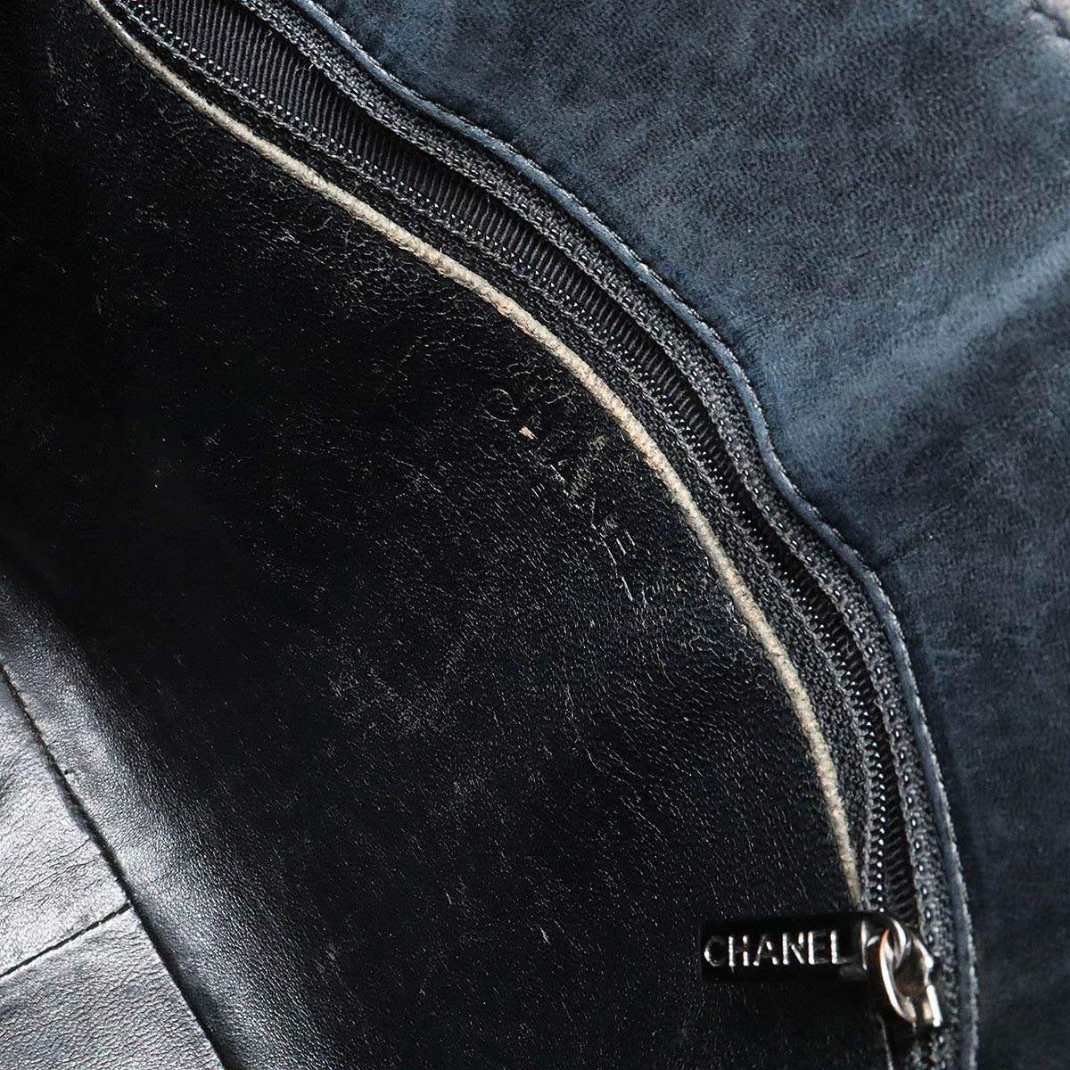 Chanel Chanel Chanel Patent Leather Chocobar Tote Bag A20131 Leather Handbag A20131 in Good Condition Size ONE SIZE - 7 Thumbnail