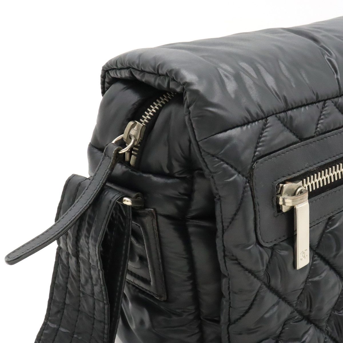 Chanel Chanel Chanel Cocoon Matelasse Small Messenger Shoulder Bag Nylon/Leather A48616 Canvas Crossbody Bag A48616 in Very Good Condition Size ONE SIZE - 6 Thumbnail