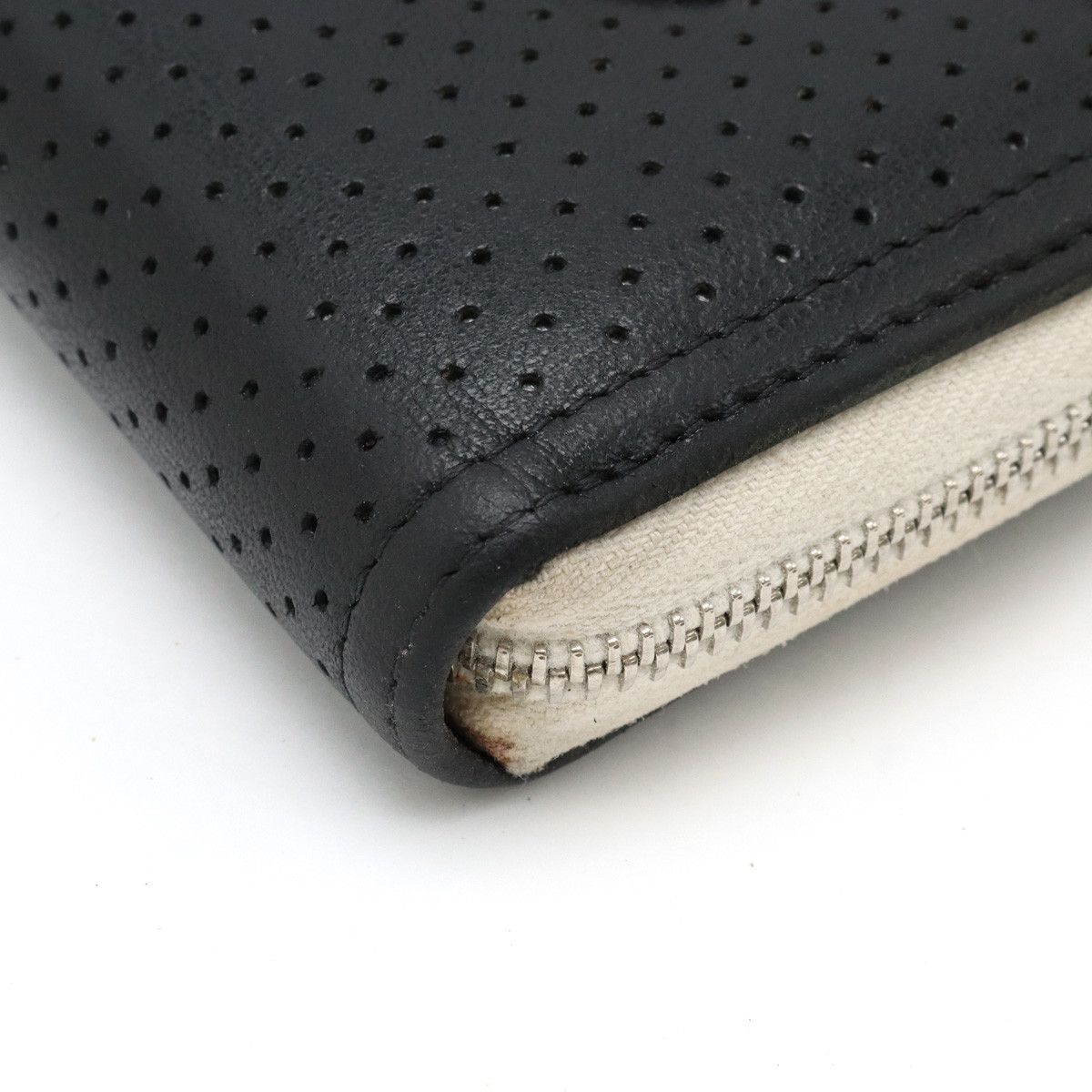 Chanel Chanel Chanel Leather Coco Mark Card Case Leather Business card case in Very Good Condition Size ONE SIZE - 3 Thumbnail