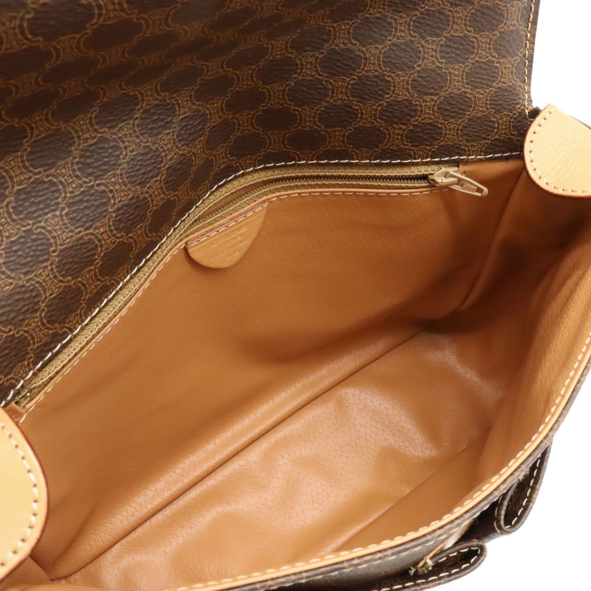 Celine Celine Celine Macadam Blazon PVC Leather Shoulder Bag Canvas Crossbody Bag in Very Good Condition Size ONE SIZE - 5 Thumbnail