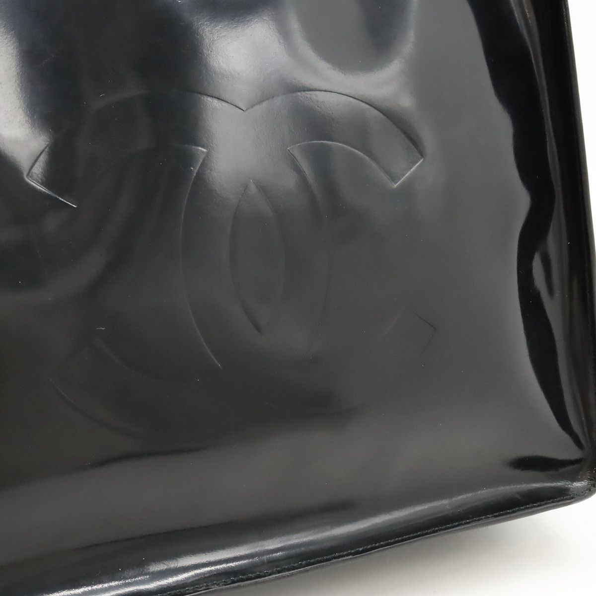 Chanel Chanel Chanel Coco Mark Logo Patent Leather Tote Bag Leather Tote Bag in Very Good Condition Size ONE SIZE - 9 Thumbnail
