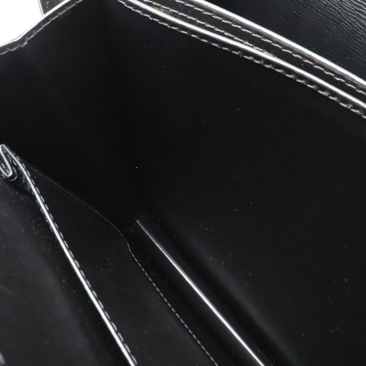 Louis Vuitton Louis Vuitton Louis Vuitton Epi Leather Capucines Shoulder Bag M52342 Leather Crossbody Bag M52342 in Great Condition Size ONE SIZE - 5 Thumbnail