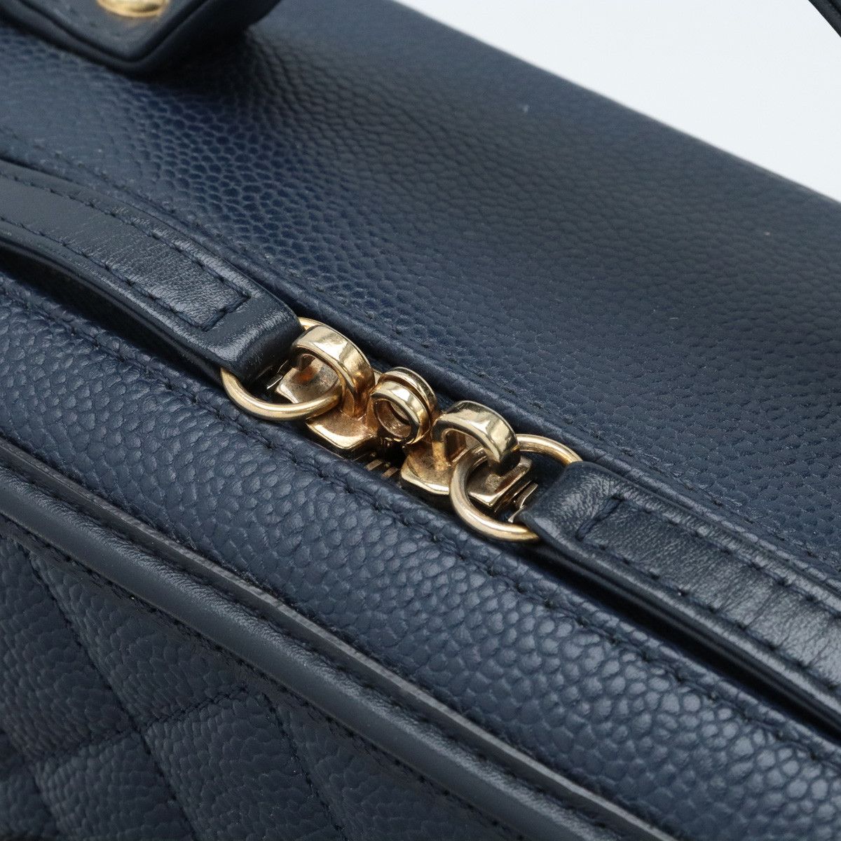 Chanel Chanel Chanel Caviar Skin CC Filigree Matelasse Vanity Case Handbag A93344 Leather Handbag A93344 in Pristine Condition Size ONE SIZE - 8 Thumbnail