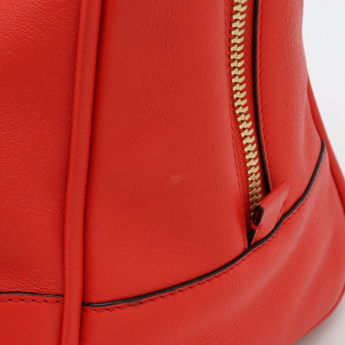Loewe Loewe Loewe Anagram Amazona 75 Medium Leather Handbag 301.30.L03 Leather Handbag 301.30.L03 in Great Condition Size ONE SIZE - 9 Thumbnail