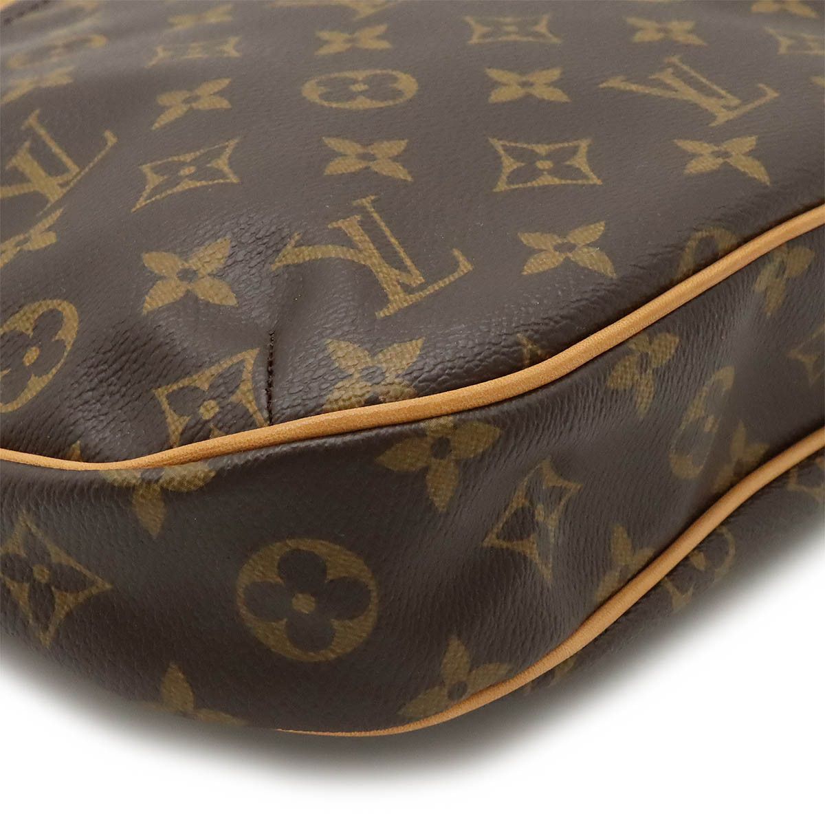 Louis Vuitton Louis Vuitton Louis Vuitton Monogram Odeon PM Shoulder Bag M56390 Canvas Crossbody Bag M56390 in Great Condition Size ONE SIZE - 3 Thumbnail