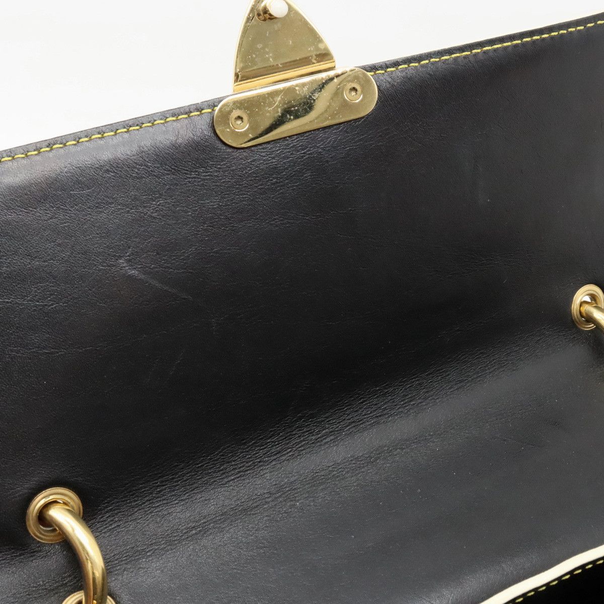 Louis Vuitton Louis Vuitton Louis Vuitton Suhali Leather Tarantule Shoulder Bag M91820 Leather Shoulder Bag M91820 in Very Good Condition Size ONE SIZE - 7 Thumbnail