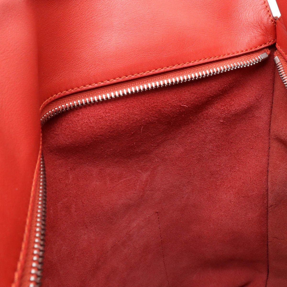 Loewe Loewe Loewe Leather Anagram Shopper Tote Bag 330.17.K01 Leather Tote Bag 330.17.K01 in Great Condition Size ONE SIZE - 6 Thumbnail