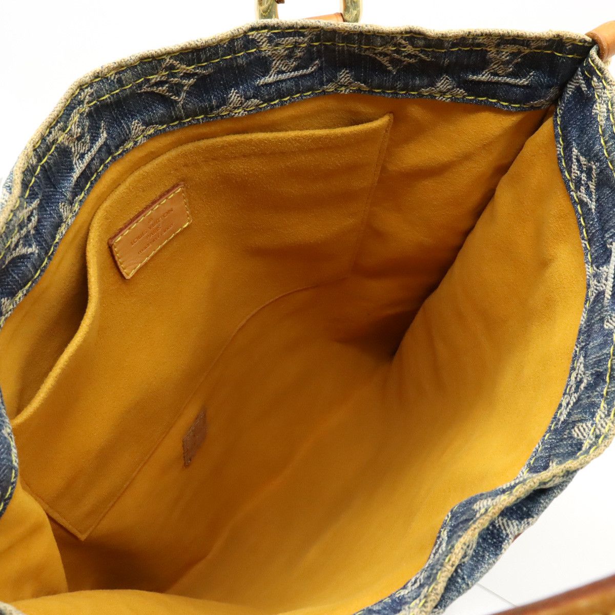 Louis Vuitton Louis Vuitton Louis Vuitton Monogram Denim Flat Shopper Tote Bag M95018 Canvas Tote Bag M95018 in Good Condition Size ONE SIZE - 5 Thumbnail
