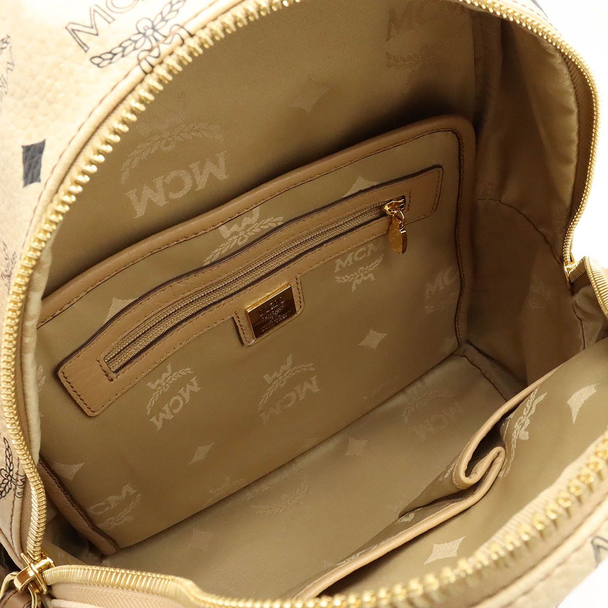 MCM MCM MCM Logo Backpack PVC Leather Studs Beige MMK2AVE20IG001 Canvas Backpack MMK2AVE20IG001 in Great Condition Size ONE SIZE - 5 Thumbnail