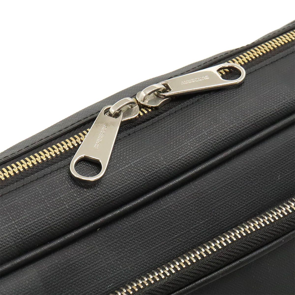 Burberry Burberry Burberry Checkered PVC/Leather Shoulder Bag 8013987 Canvas Crossbody Bag 8013987 in Great Condition Size ONE SIZE - 6 Thumbnail