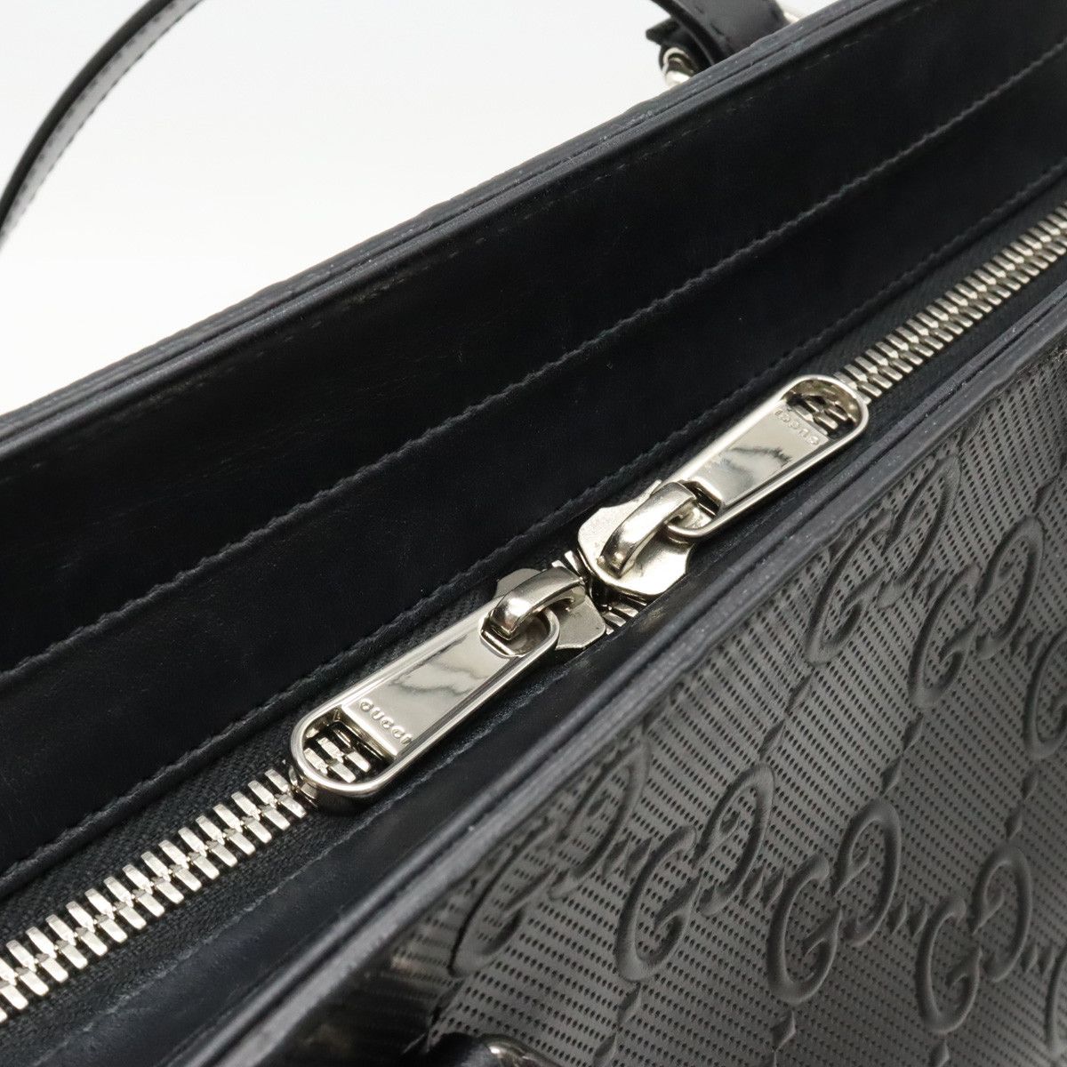 Gucci Gucci Gucci Leather GG Embossed Tote Bag 625774 Leather Tote Bag 625774 in Great Condition Size ONE SIZE - 7 Thumbnail