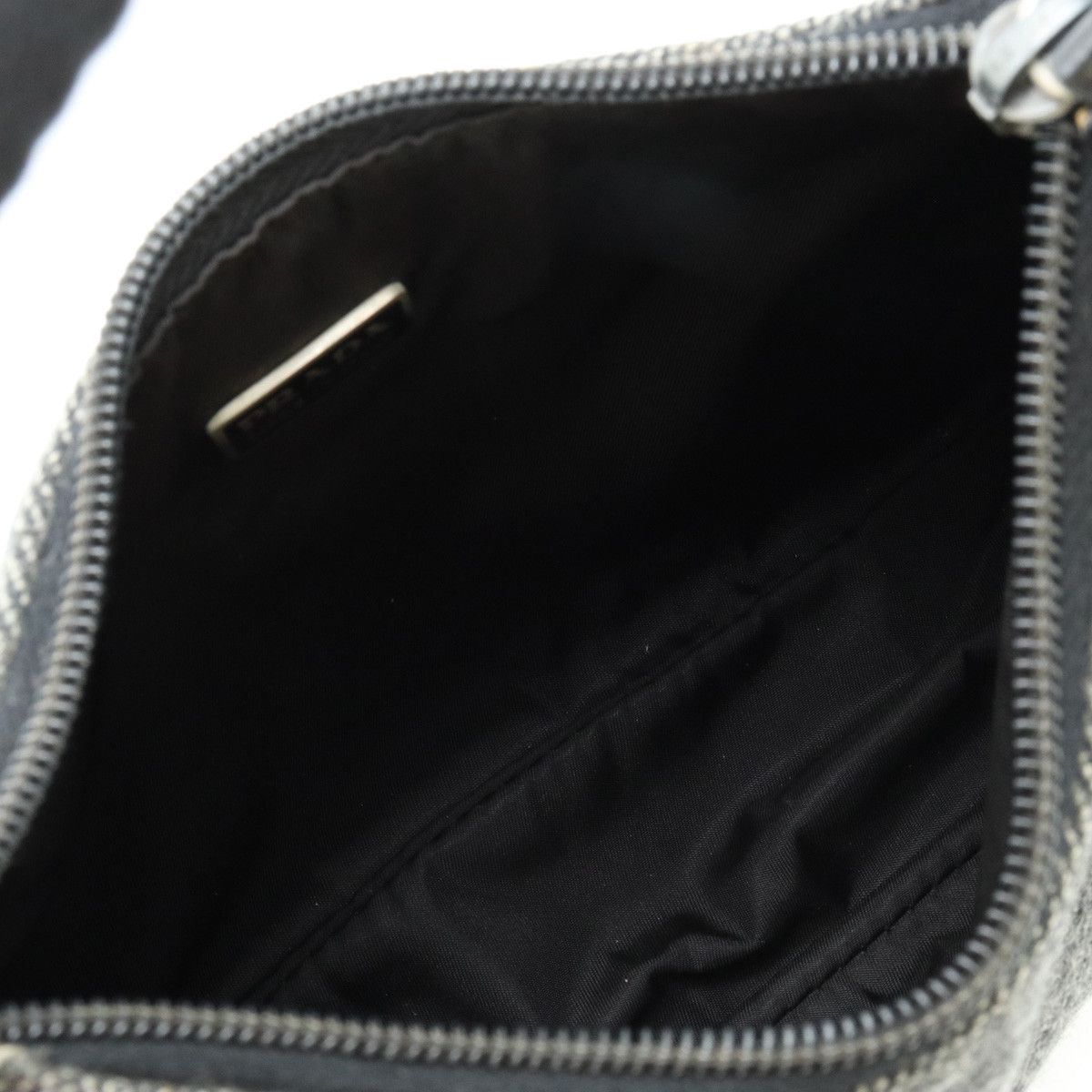Prada Prada Prada Wool/Nylon Accessory Pouch Handbag MV515 Canvas Handbag MV515 in Great Condition Size ONE SIZE - 5 Thumbnail