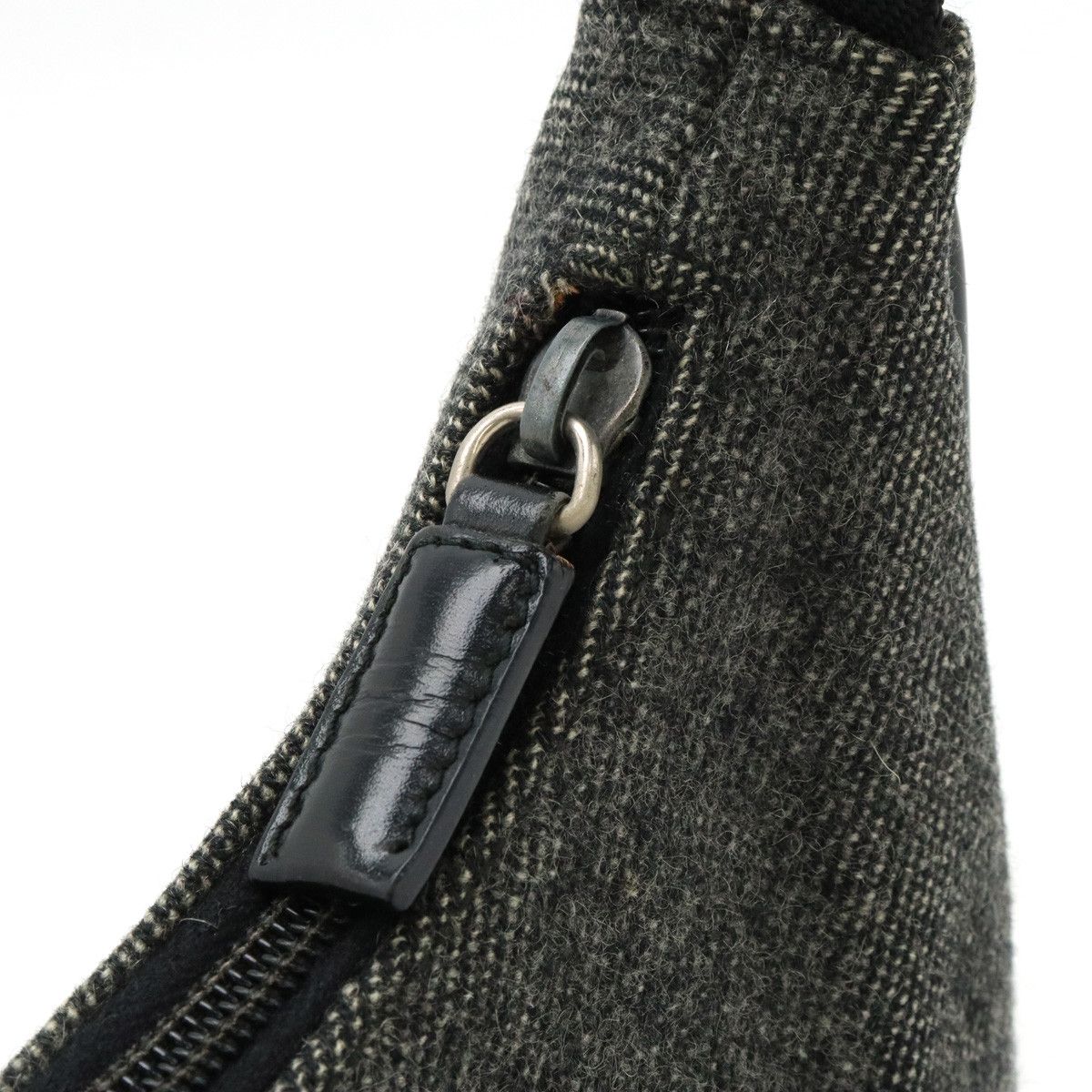 Prada Prada Prada Wool/Nylon Accessory Pouch Handbag MV515 Canvas Handbag MV515 in Great Condition Size ONE SIZE - 7 Thumbnail