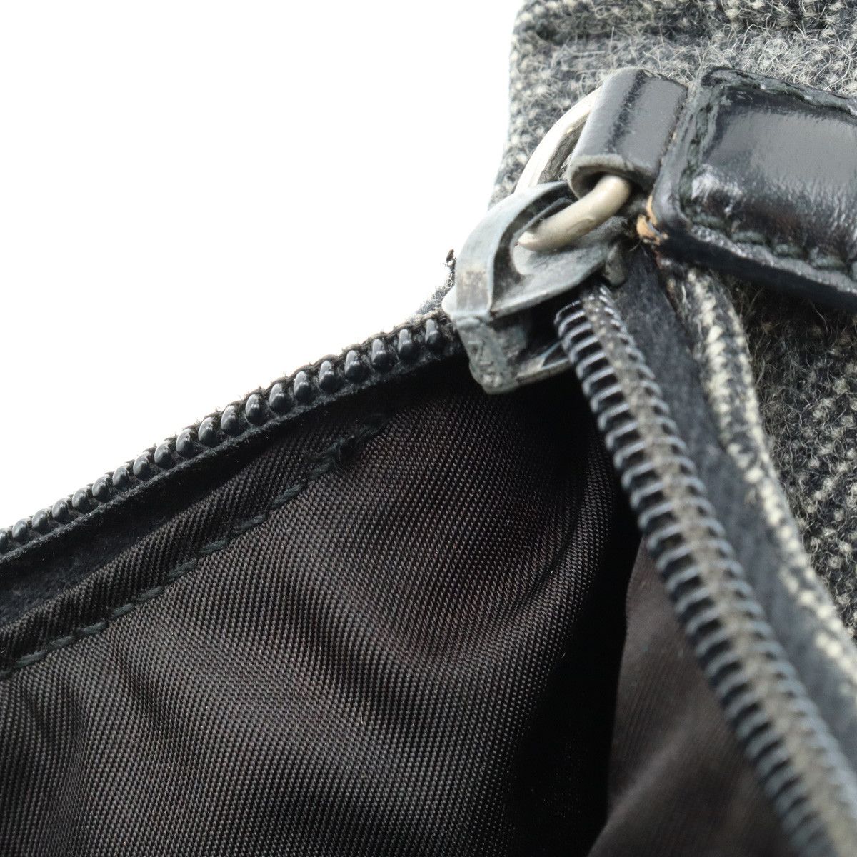 Prada Prada Prada Wool/Nylon Accessory Pouch Handbag MV515 Canvas Handbag MV515 in Great Condition Size ONE SIZE - 6 Thumbnail