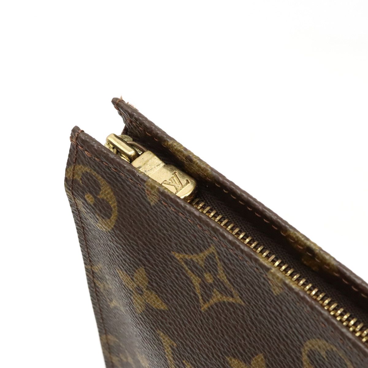 Louis Vuitton Louis Vuitton Louis Vuitton Monogram Toiletry Pouch 26 M47542 Canvas Vanity Bag M47542 in Very Good Condition Size ONE SIZE - 5 Thumbnail