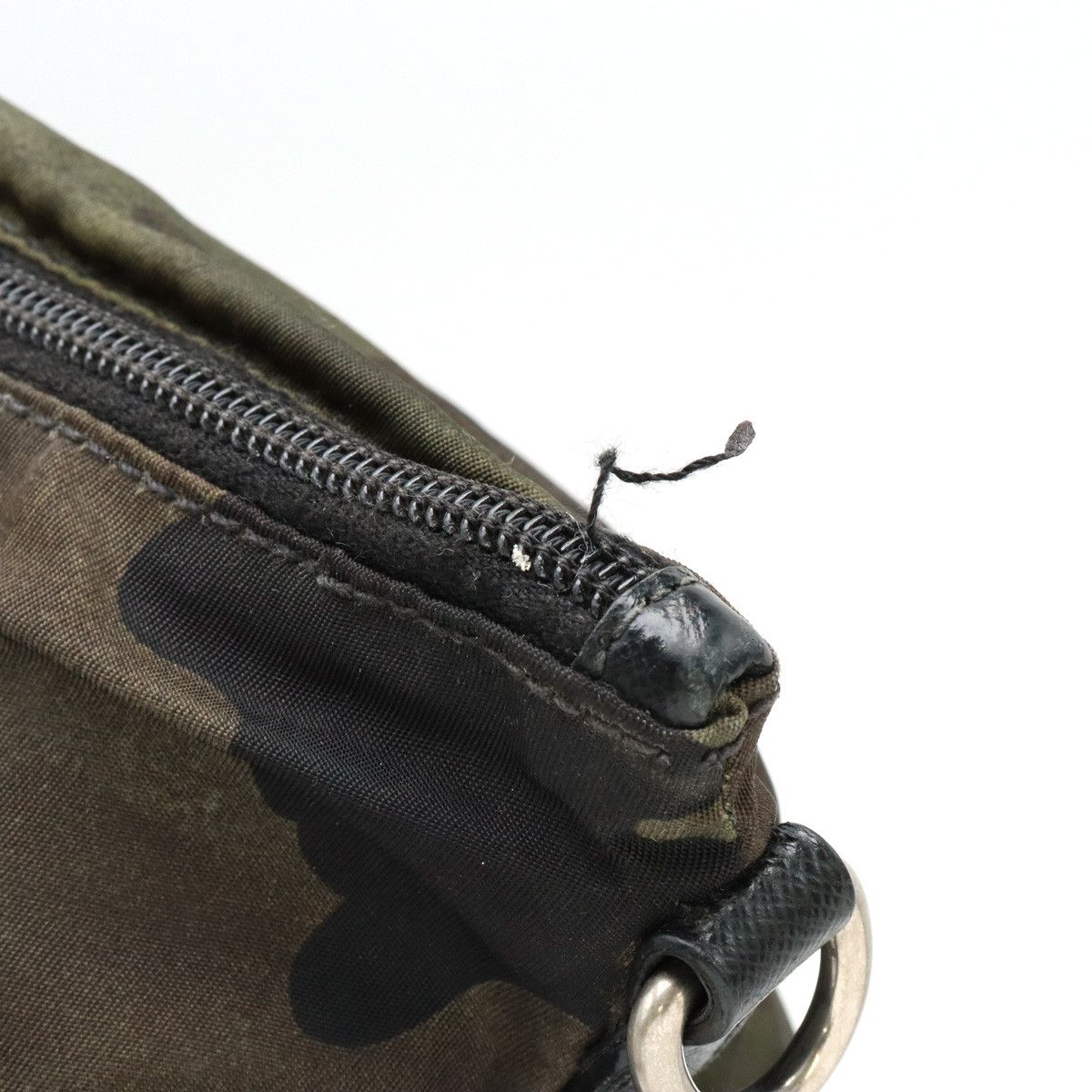 Prada Prada Prada Nylon/Leather Camouflage Tote Bag Canvas Tote Bag in Very Good Condition Size ONE SIZE - 9 Thumbnail