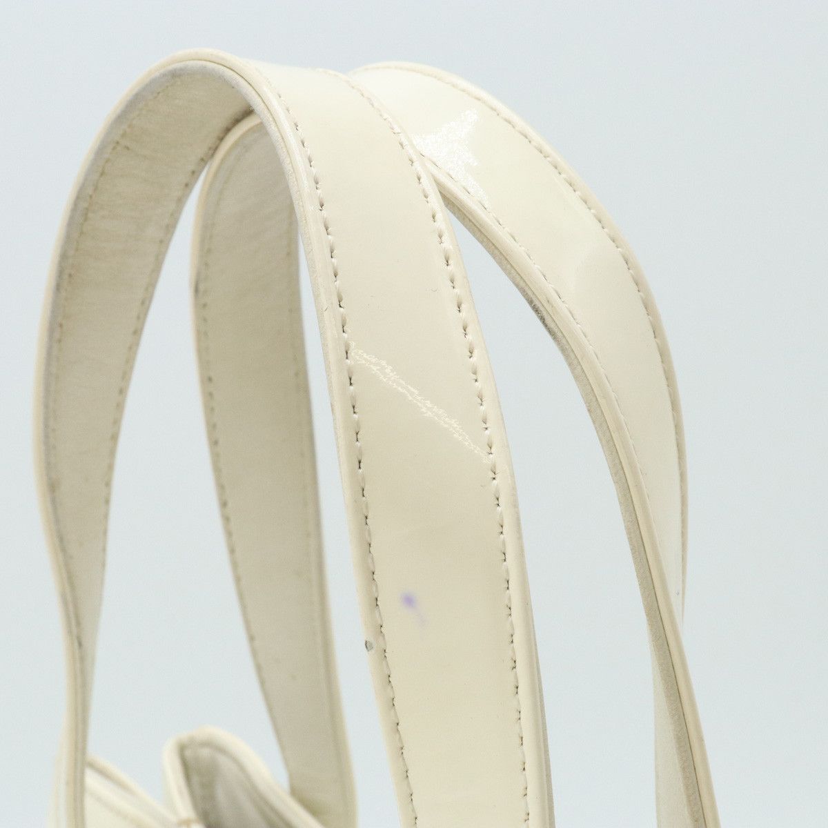 Chanel Chanel Chanel Triple Coco Mark Handbag Ivory Leather Handbag DUTY FREE for USA Size ONE SIZE - 4 Thumbnail