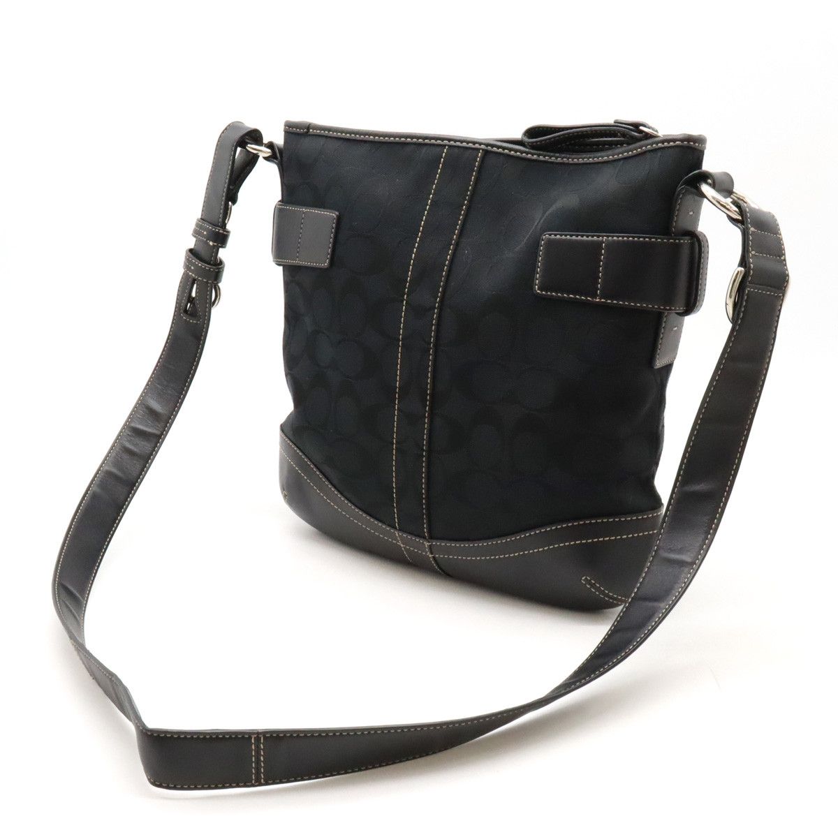 Coach Coach Coach Signature Canvas/Leather Shoulder Bag 3574 Canvas Shoulder Bag 3574 in Great Condition Size ONE SIZE - 2 Thumbnail