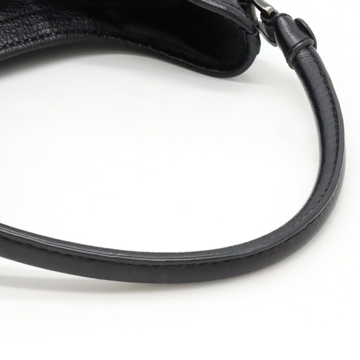 Burberry Burberry Burberry Nylon/Leather Shadow Check Shoulder Bag Canvas Shoulder Bag in Great Condition Size ONE SIZE - 4 Thumbnail
