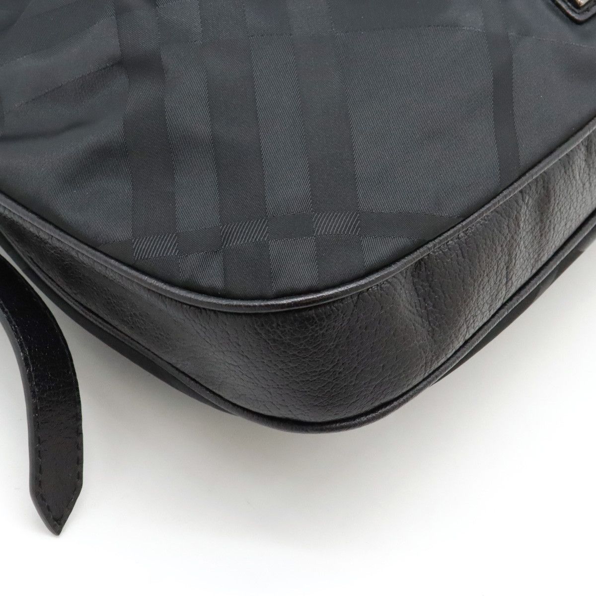 Burberry Burberry Burberry Nylon/Leather Shadow Check Shoulder Bag Canvas Shoulder Bag in Great Condition Size ONE SIZE - 3 Thumbnail