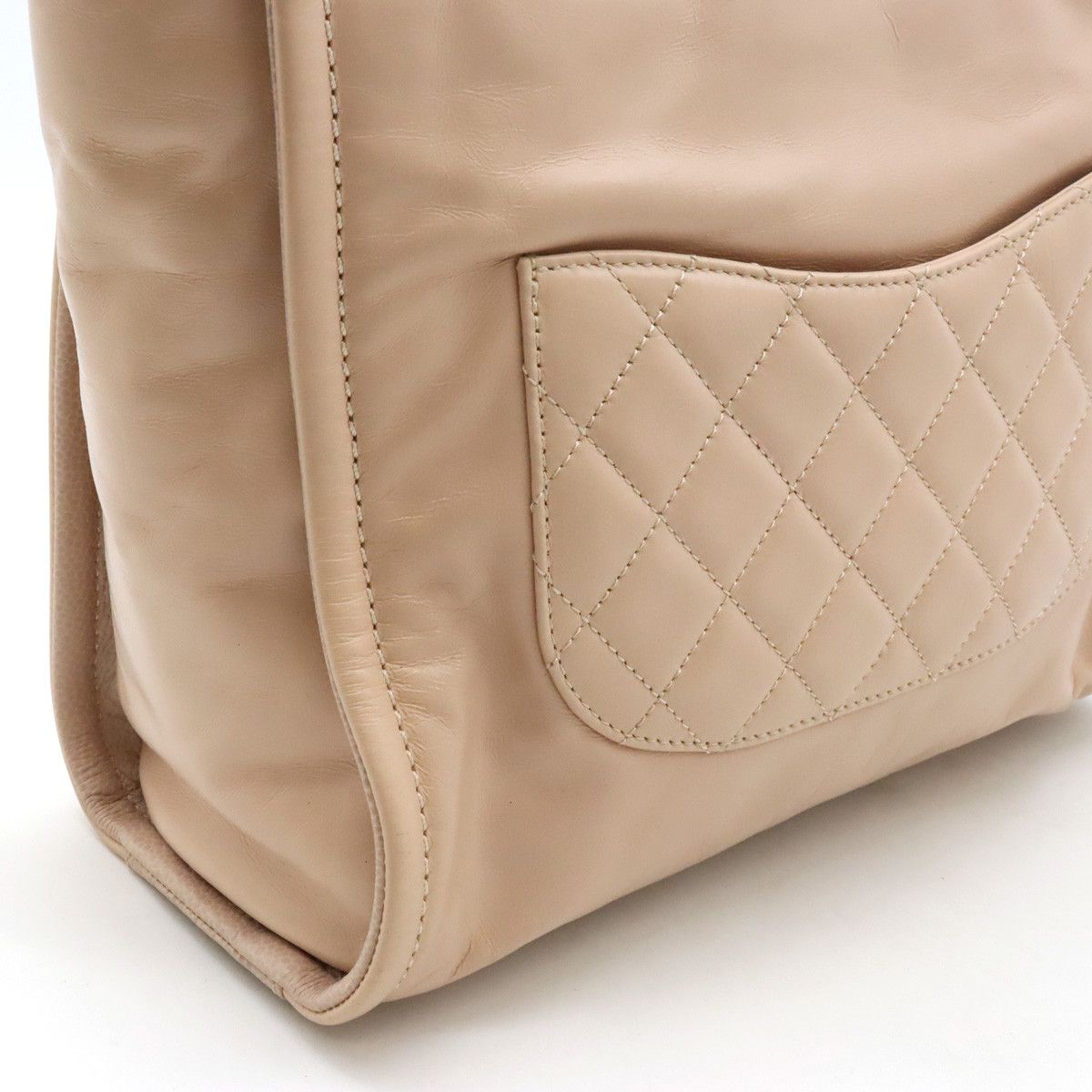 Chanel Chanel Chanel Deauville Chain Shoulder Tote Bag Calf Leather A93256 Leather Tote Bag A93256 in Very Good Condition Size ONE SIZE - 8 Thumbnail