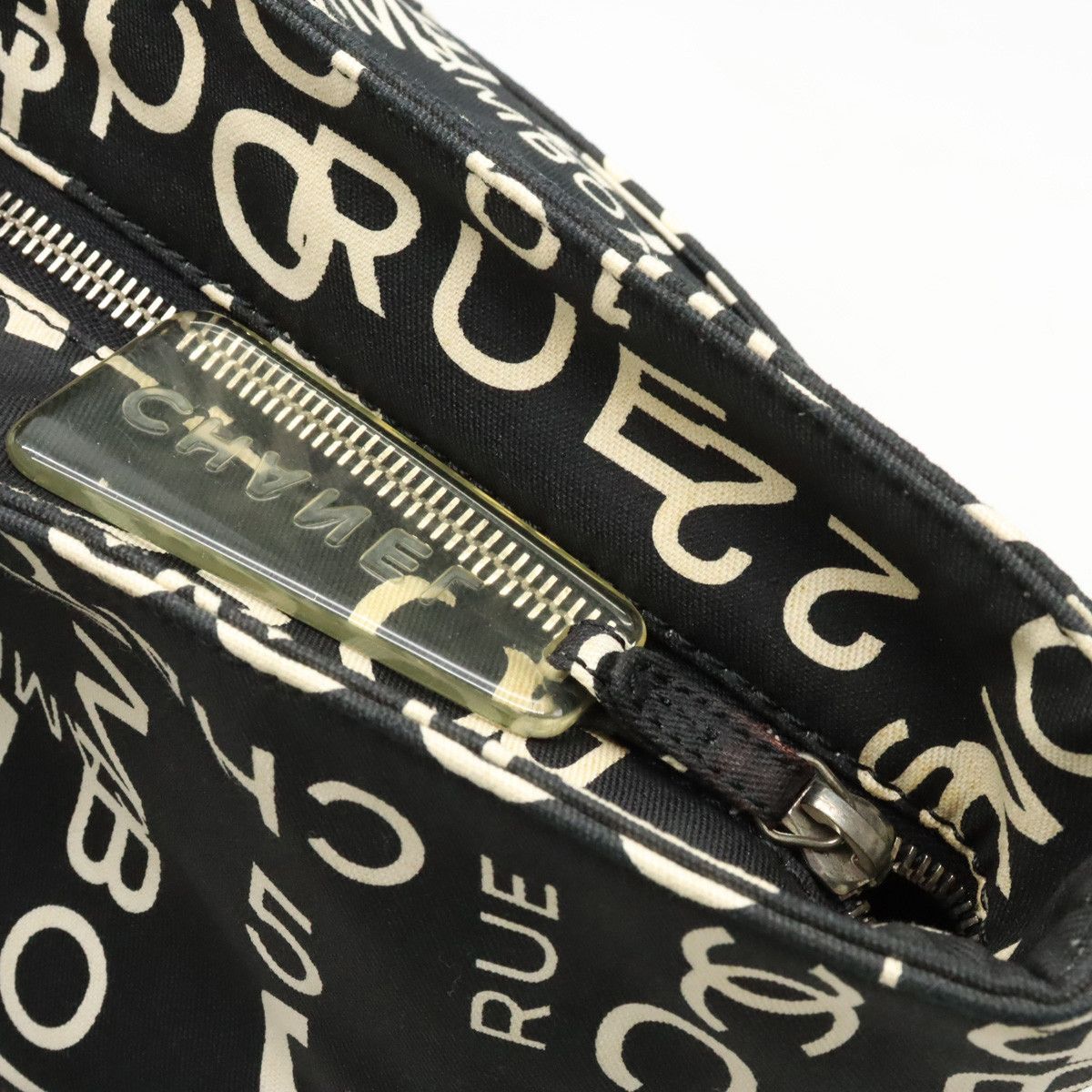 Chanel Chanel Chanel Canvas Plastic Chain Logo Tote Bag Canvas Tote Bag in Very Good Condition Size ONE SIZE - 6 Thumbnail