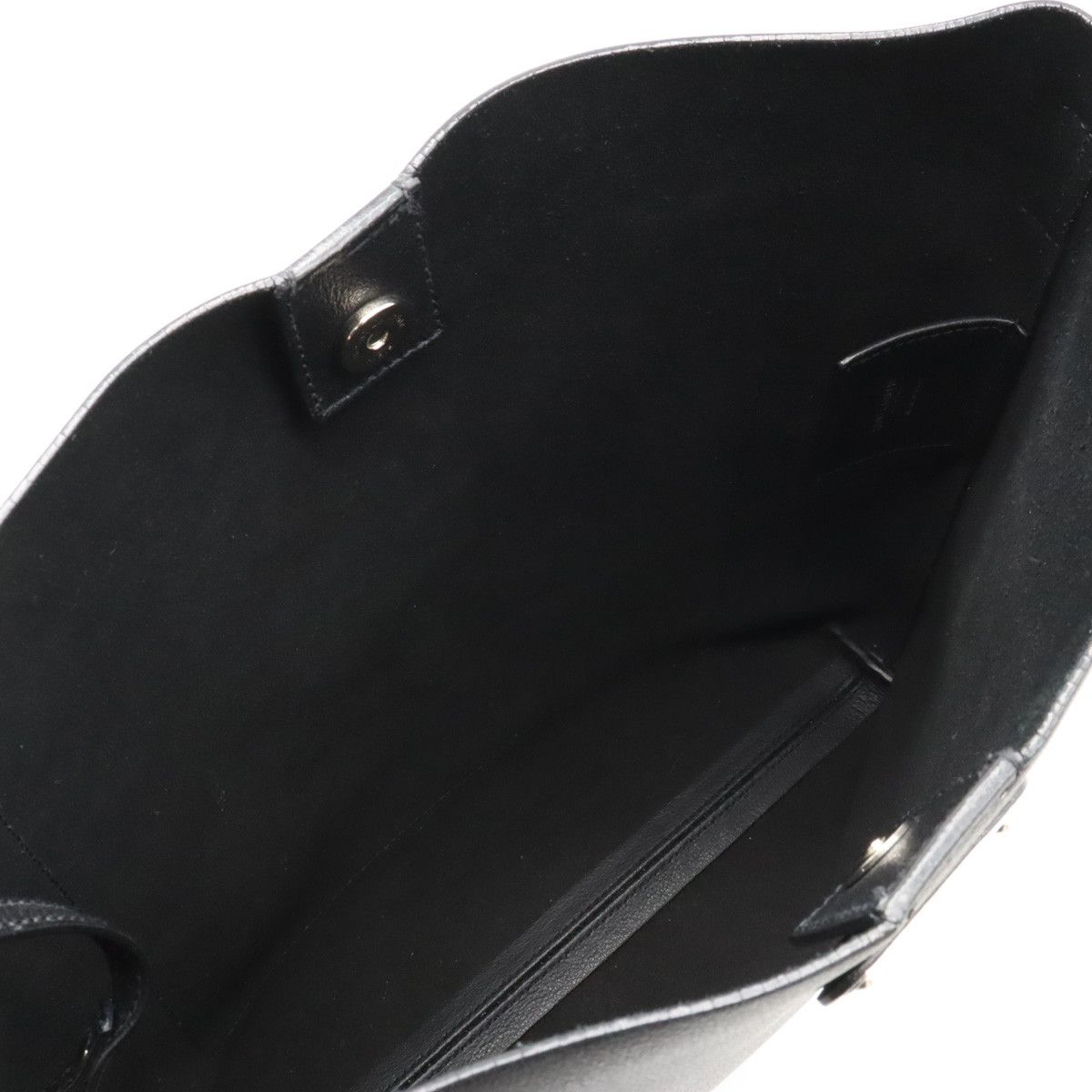 Yves Saint Laurent Yves Saint Laurent Yves Saint Laurent YSL Bold Leather Crossbody Messenger Bag 503988 Leather Crossbody Bag 503988 in Very Good Condition Size ONE SIZE - 6 Thumbnail