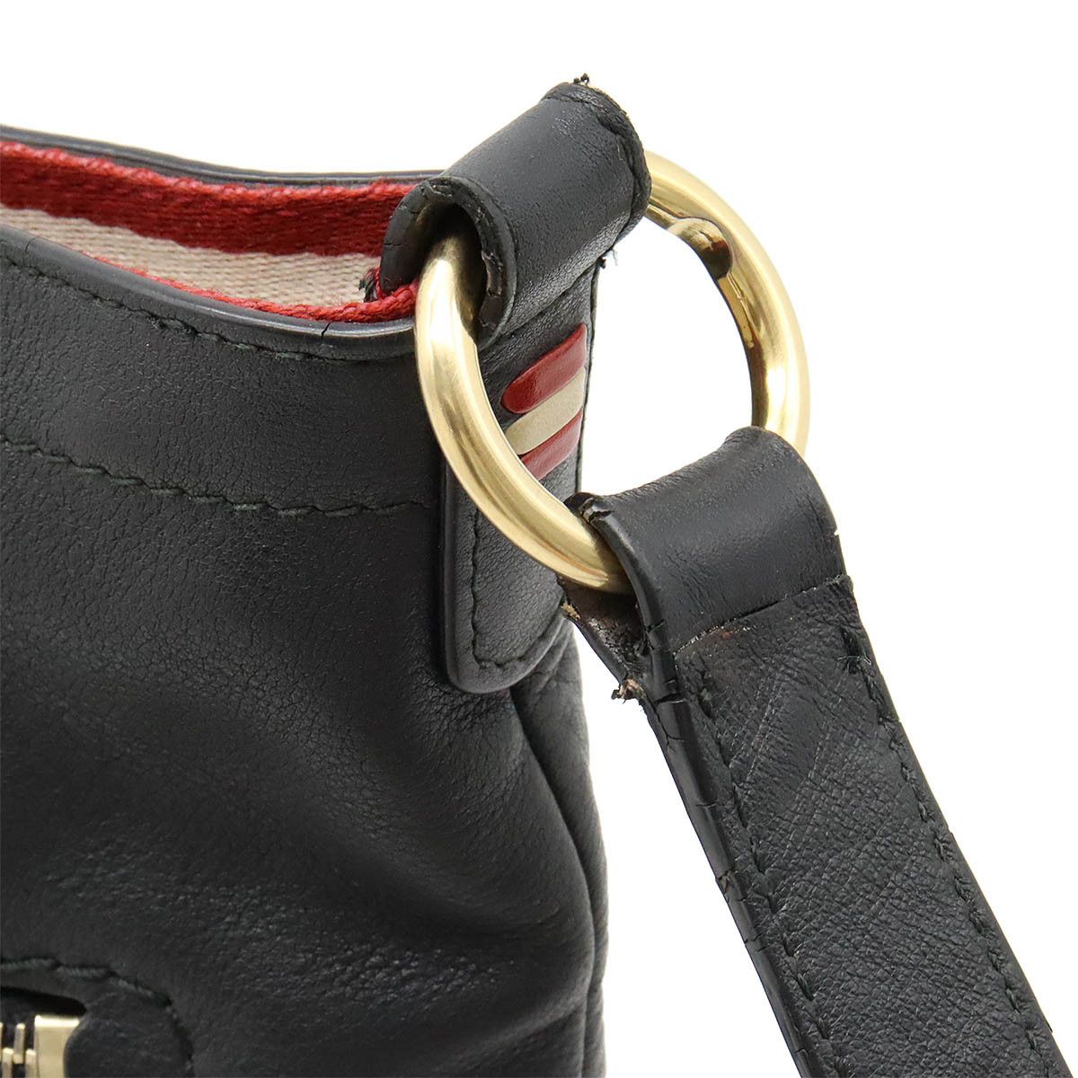 Bally Bally Bally Leather Shoulder Bag Black Gold Hardware Leather Crossbody Bag in Very Good Condition Size ONE SIZE - 8 Thumbnail