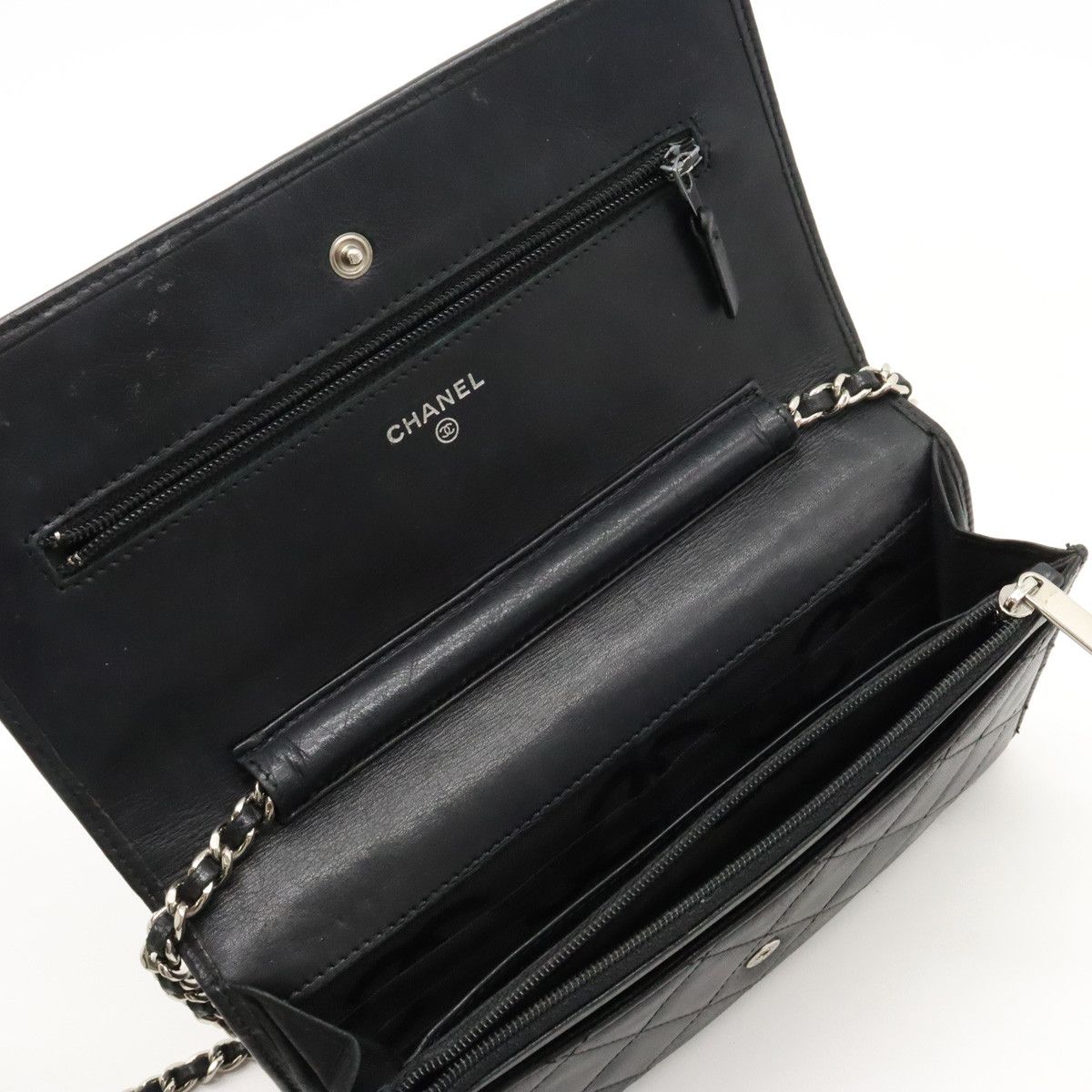 Chanel Chanel Chanel Cambon Line Chain Wallet Shoulder Bag A46646 Leather Crossbody Bag A46646 in Good Condition Size ONE SIZE - 5 Thumbnail