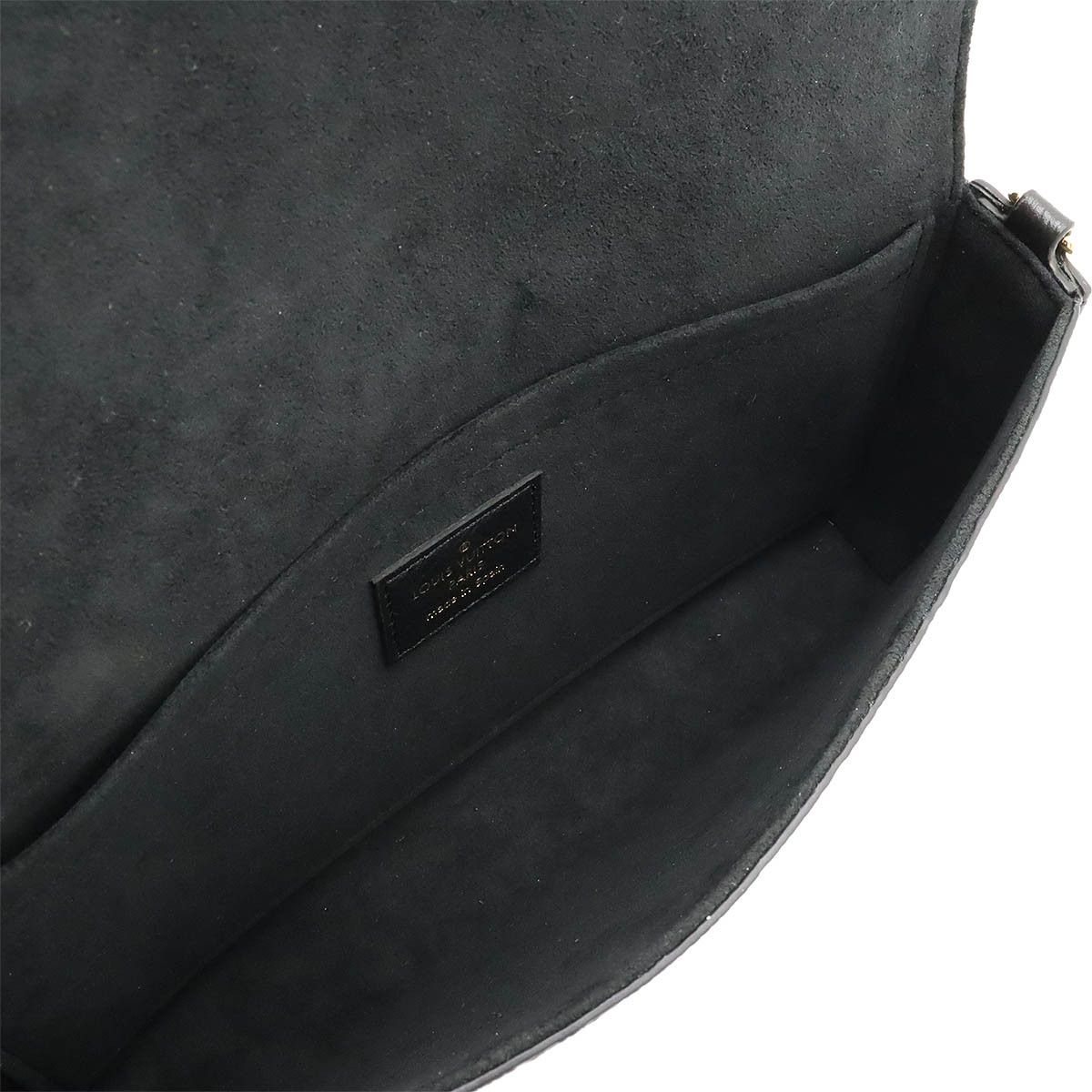 Louis Vuitton Louis Vuitton Louis Vuitton Monogram Empreinte Pochette Felicie Shoulder Bag M82477 Leather Crossbody Bag M82477 in Great Condition Size ONE SIZE - 5 Thumbnail