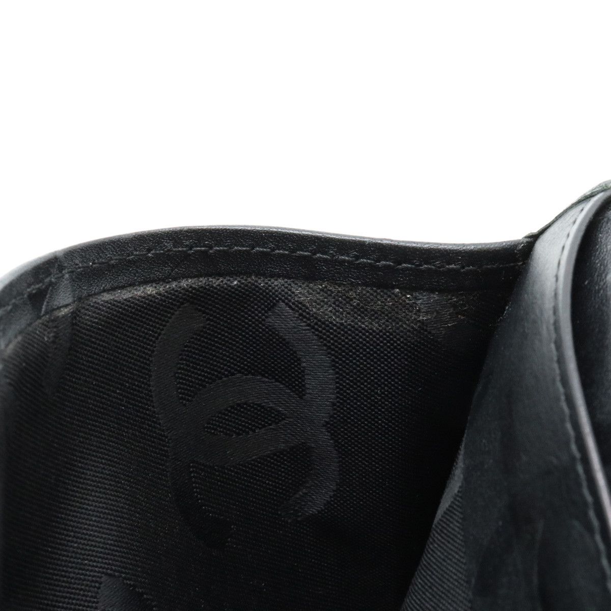 Chanel Chanel Chanel Cambon Line Soft Calf/Enamel Bifold Long Wallet A26717 Leather Long Wallet A26717 in Very Good Condition Size ONE SIZE - 7 Thumbnail