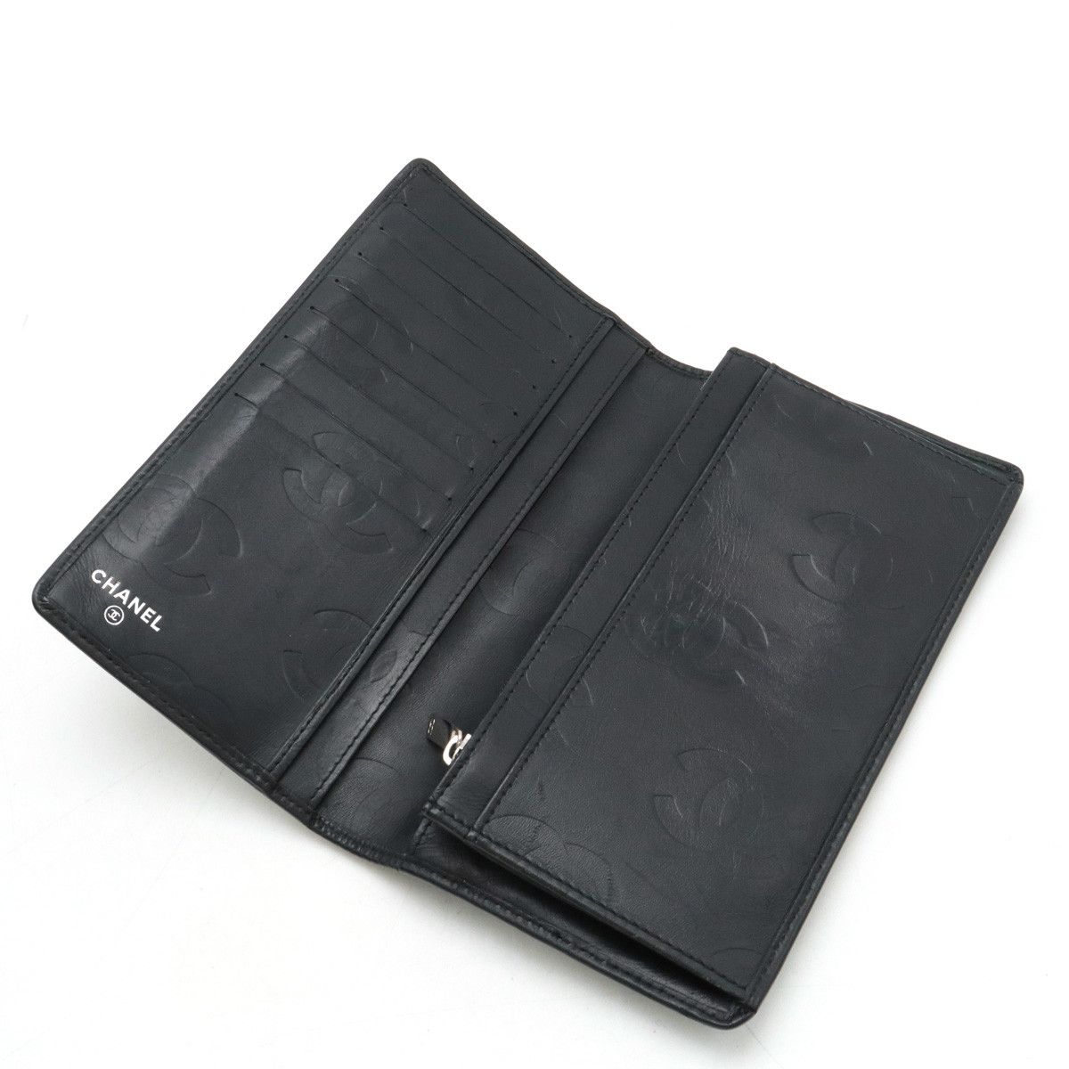 Chanel Chanel Chanel Cambon Line Soft Calf/Enamel Bifold Long Wallet A26717 Leather Long Wallet A26717 in Very Good Condition Size ONE SIZE - 4 Thumbnail