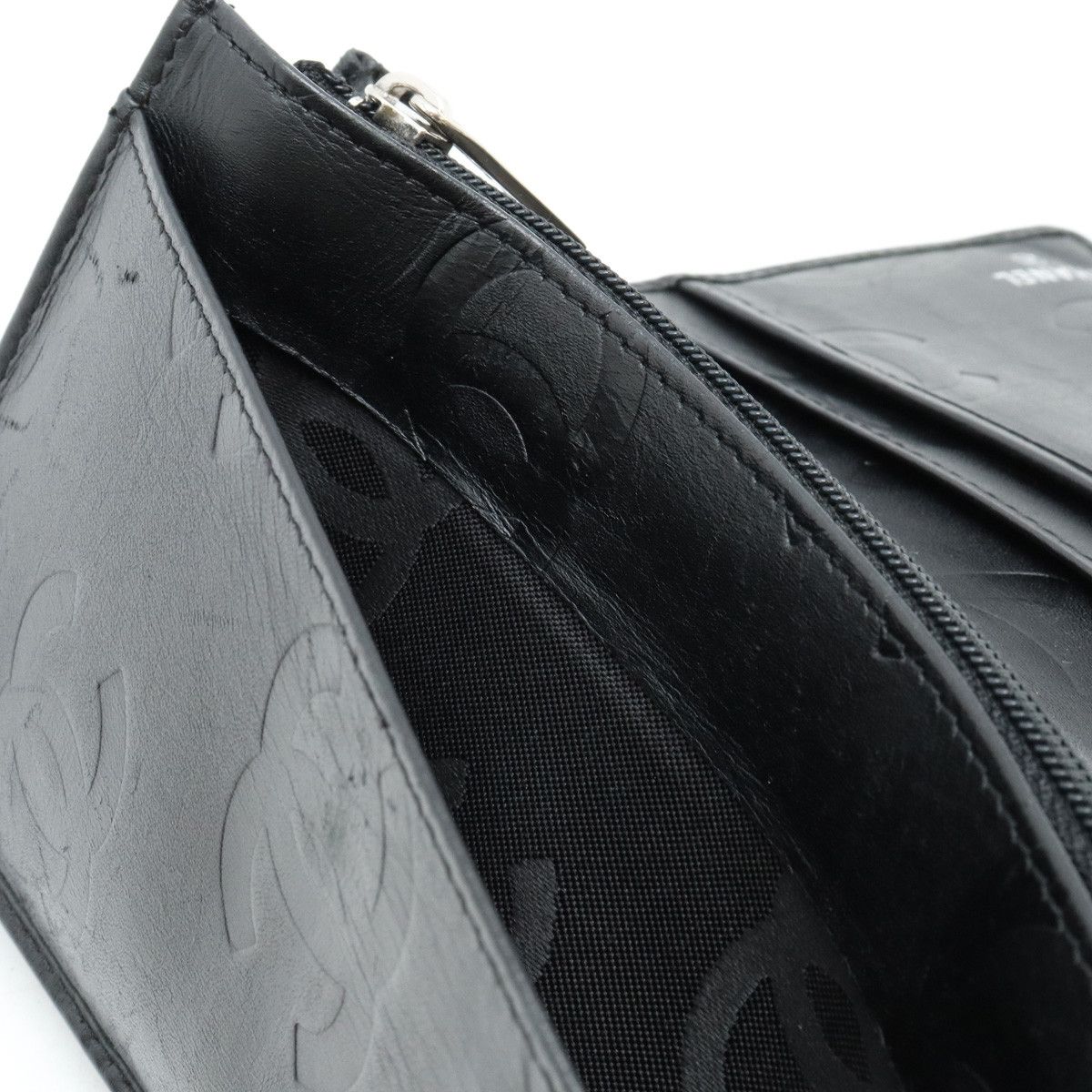Chanel Chanel Chanel Cambon Line Soft Calf/Enamel Bifold Long Wallet A26717 Leather Long Wallet A26717 in Very Good Condition Size ONE SIZE - 5 Thumbnail