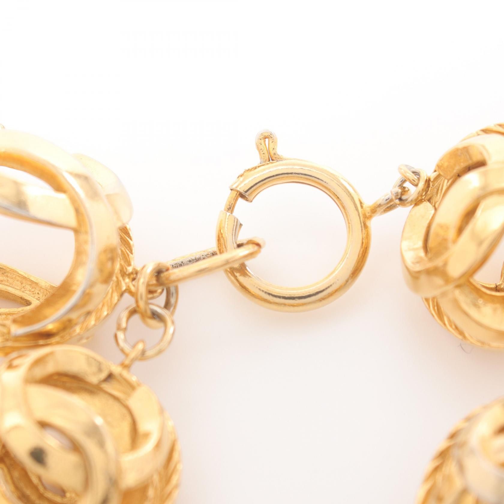 Chanel Chanel CC Link Bracelet Metal Bracelet in Very Good Condition Size ONE SIZE - 3 Thumbnail