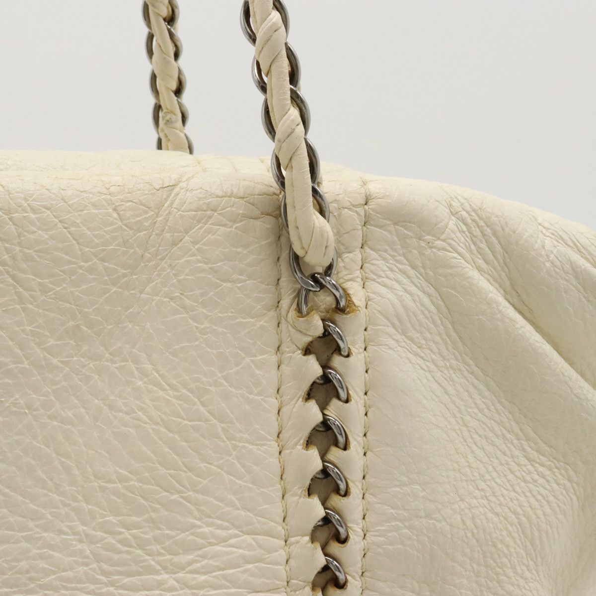 Chanel Chanel Chanel Luxury Line Coco Mark Leather Tote Bag Leather Tote Bag in Very Good Condition Size ONE SIZE - 8 Thumbnail