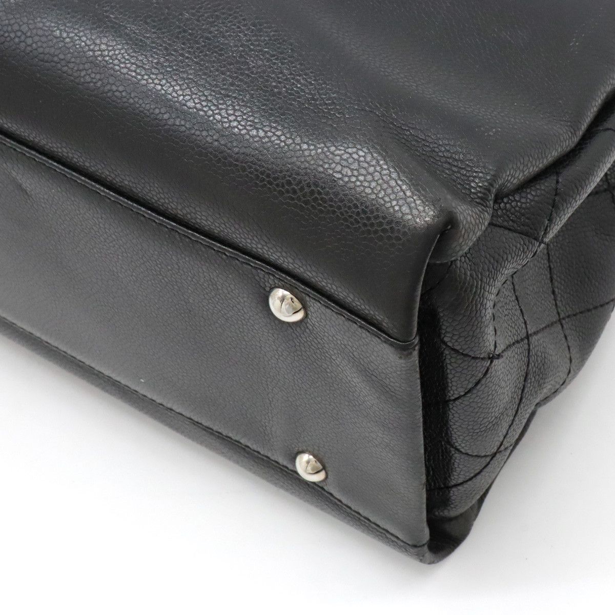 Chanel Chanel Chanel Caviar Skin Matelasse Tote Bag Leather Tote Bag in Great Condition Size ONE SIZE - 3 Thumbnail