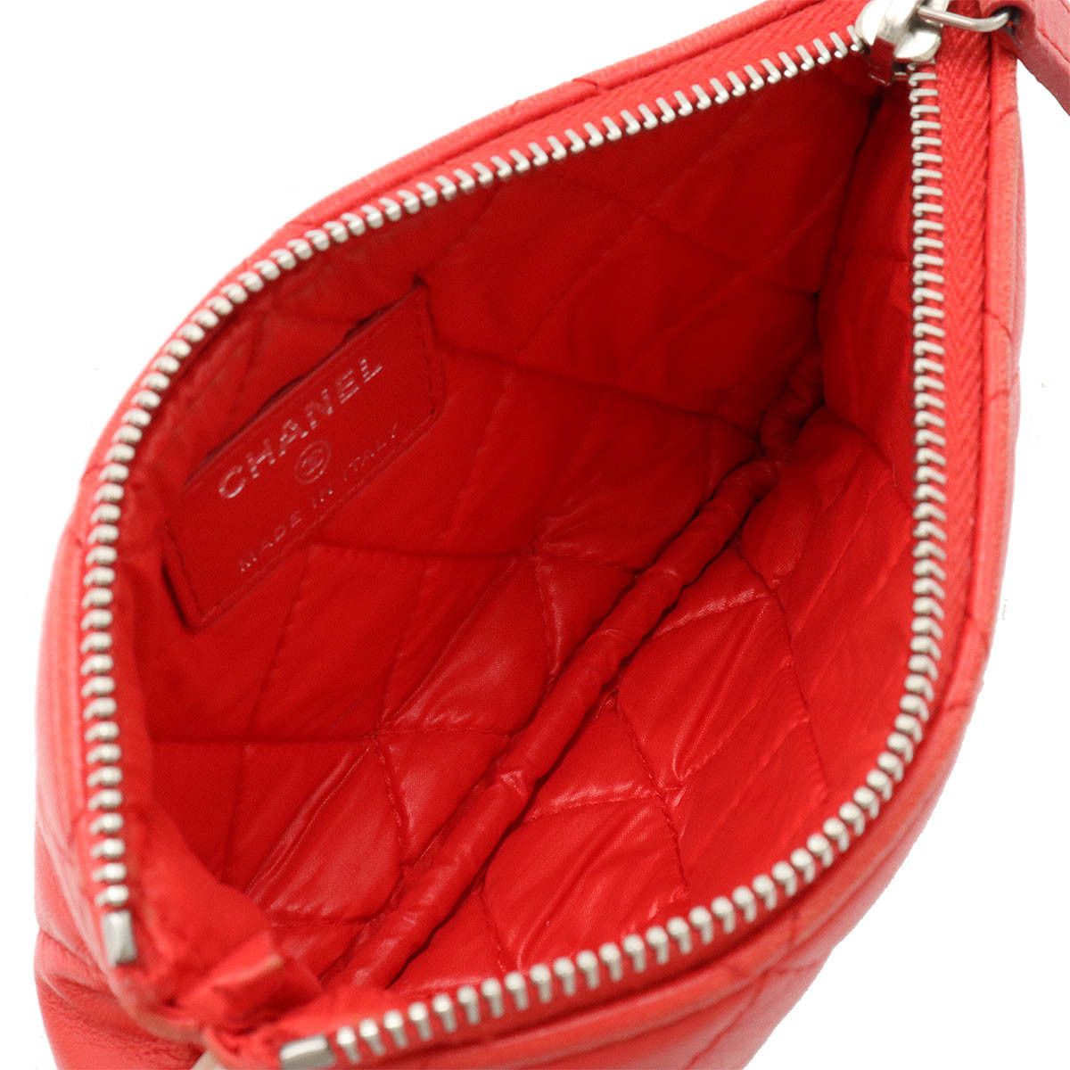 Chanel Chanel Chanel Lambskin Matelasse Mini Pouch Coin Case A82365 Leather Vanity Bag A82365 in Very Good Condition Size ONE SIZE - 5 Thumbnail