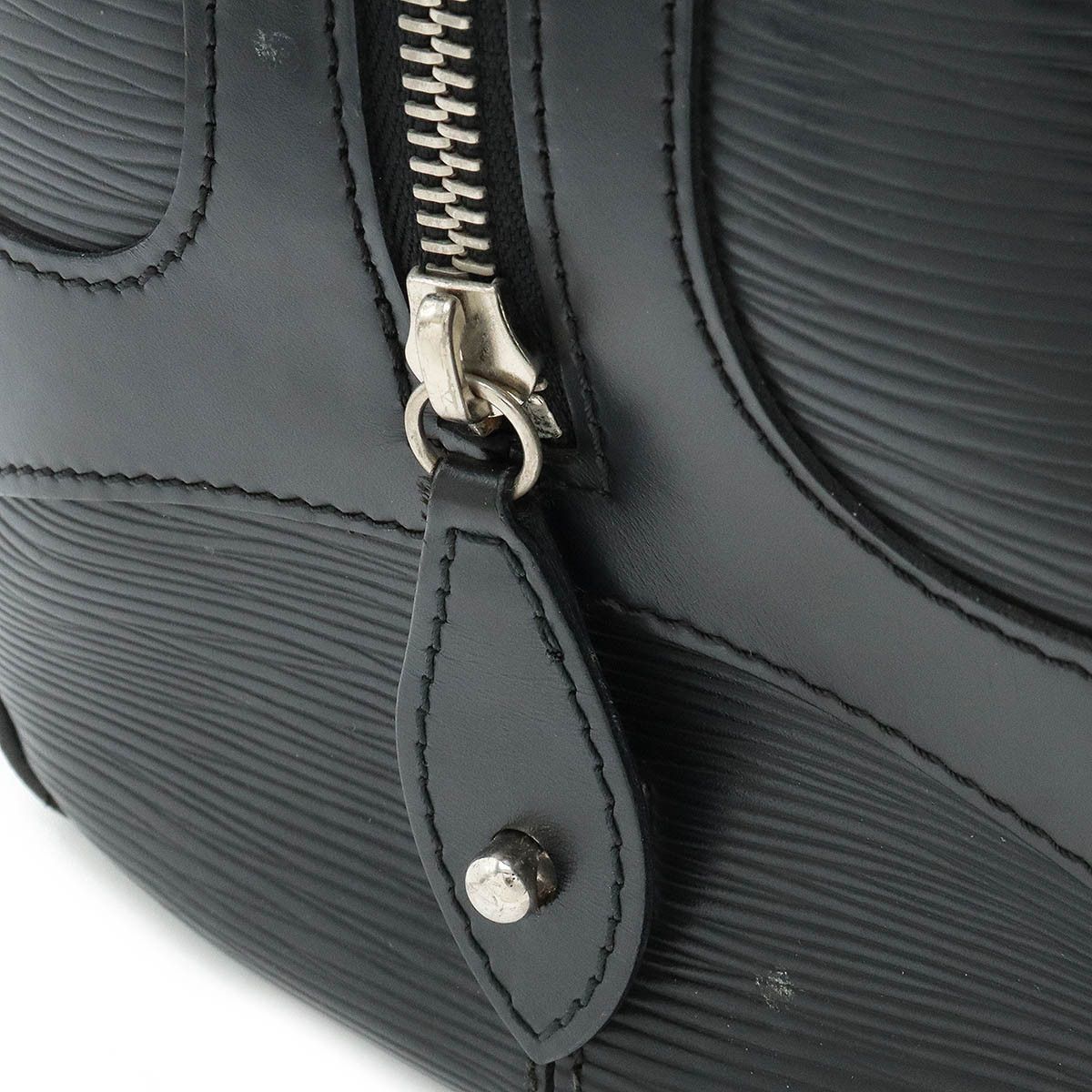 Louis Vuitton Louis Vuitton Louis Vuitton Epi Leather Bowling Montaigne GM Handbag M59312 Leather Handbag M59312 in Very Good Condition Size ONE SIZE - 8 Thumbnail