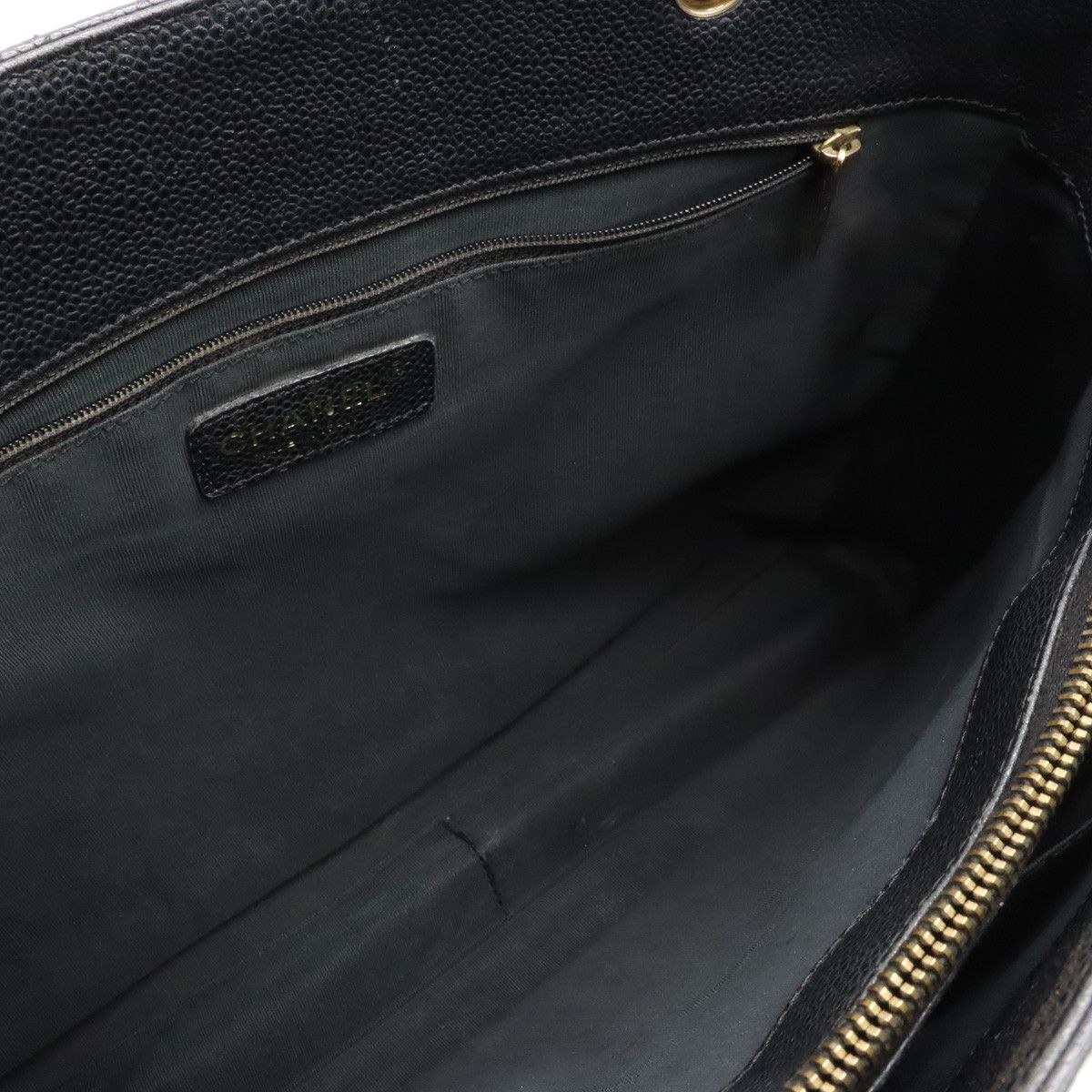 Chanel Chanel Chanel Caviar Skin Matelasse Coco Mark GST Tote Bag A50995 Leather Tote Bag A50995 in Good Condition Size ONE SIZE - 6 Thumbnail
